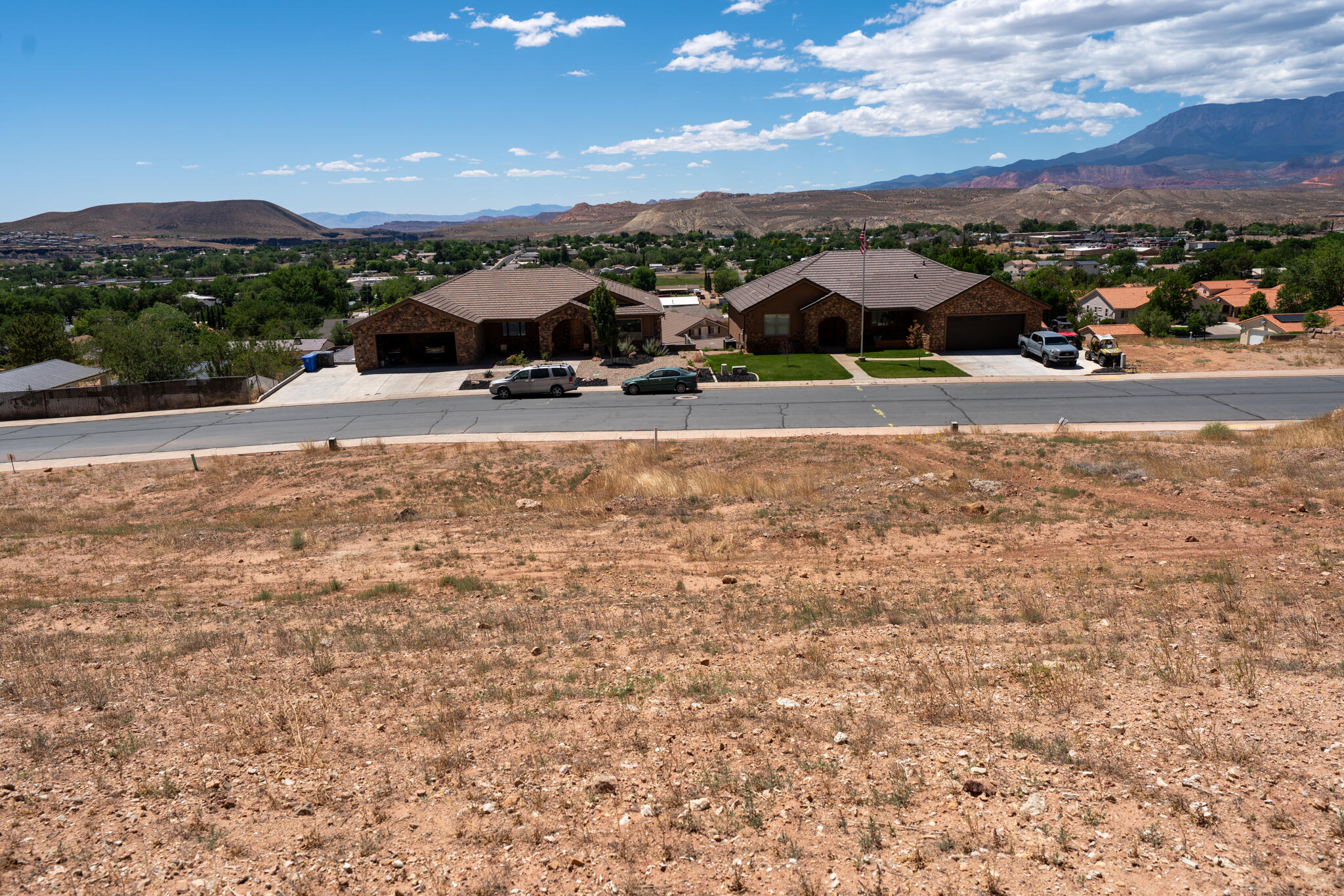 Large .61 acre lot, conveniently located in La Verkin just minutes from Zion National Park. This affordable building lot provides the perfect opportunity to build in Southern Utah without the burden of HOA fees. Tucked into a relaxed neighborhood, you will enjoy sweeping views of the valley and surrounding red rock mesas without paying premium resort prices.