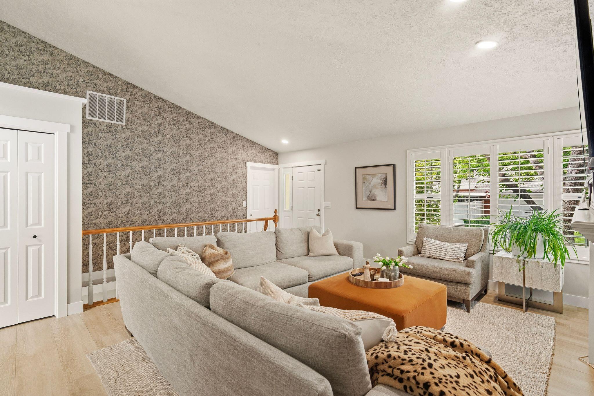 RED CANYON TOWNHOMES - Residential