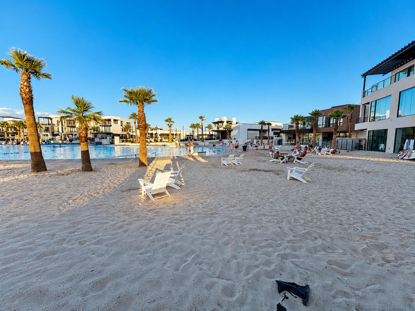 DESERT COLOR SHORES & RESORT WATERS EDGE - Land