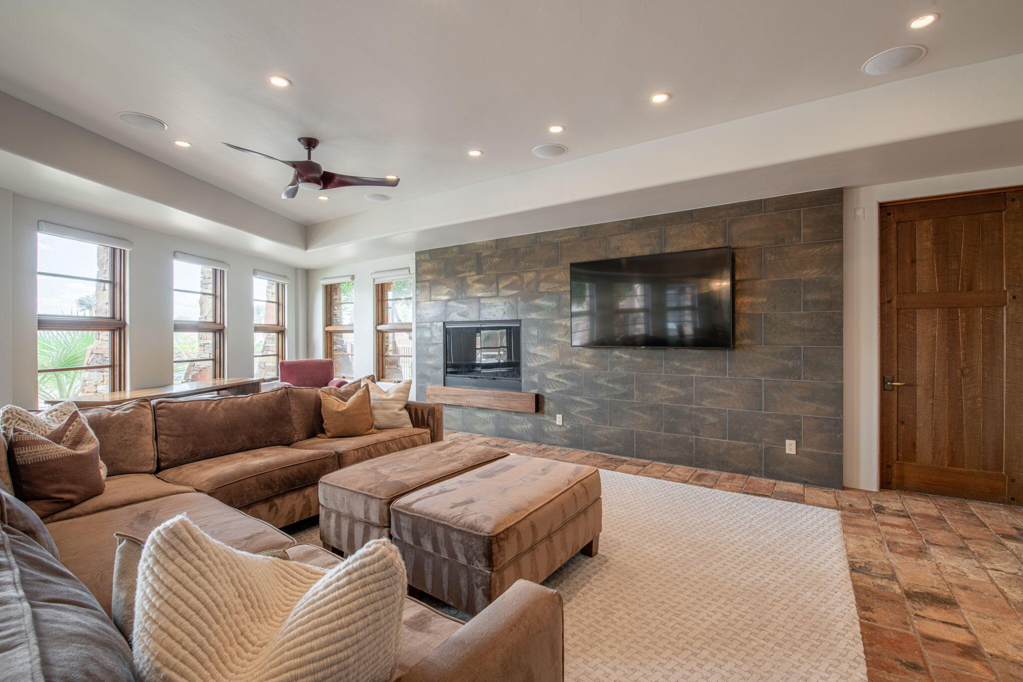 NORTHBRIDGE ESTATES - Residential