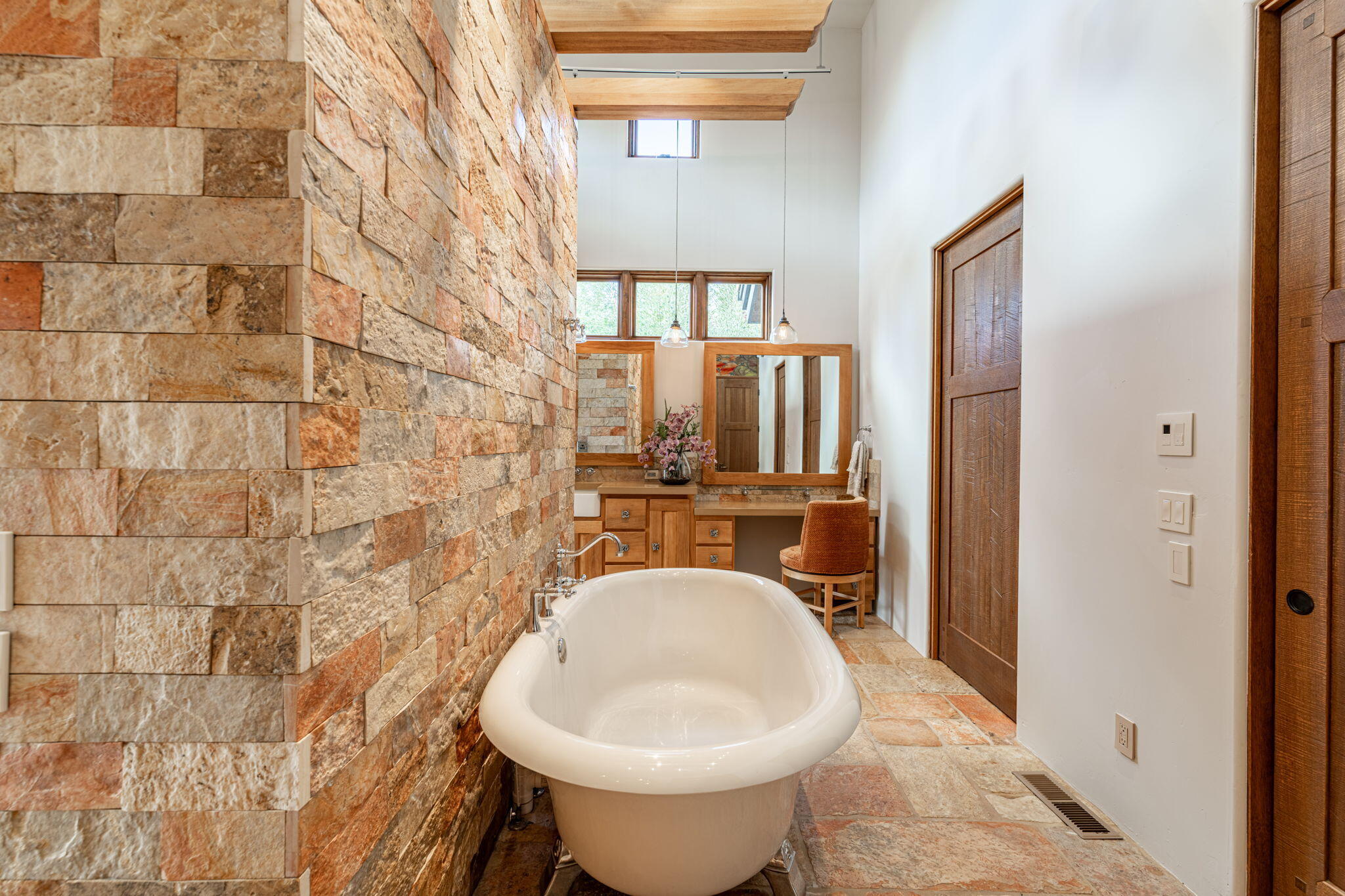 NORTHBRIDGE ESTATES - Residential
