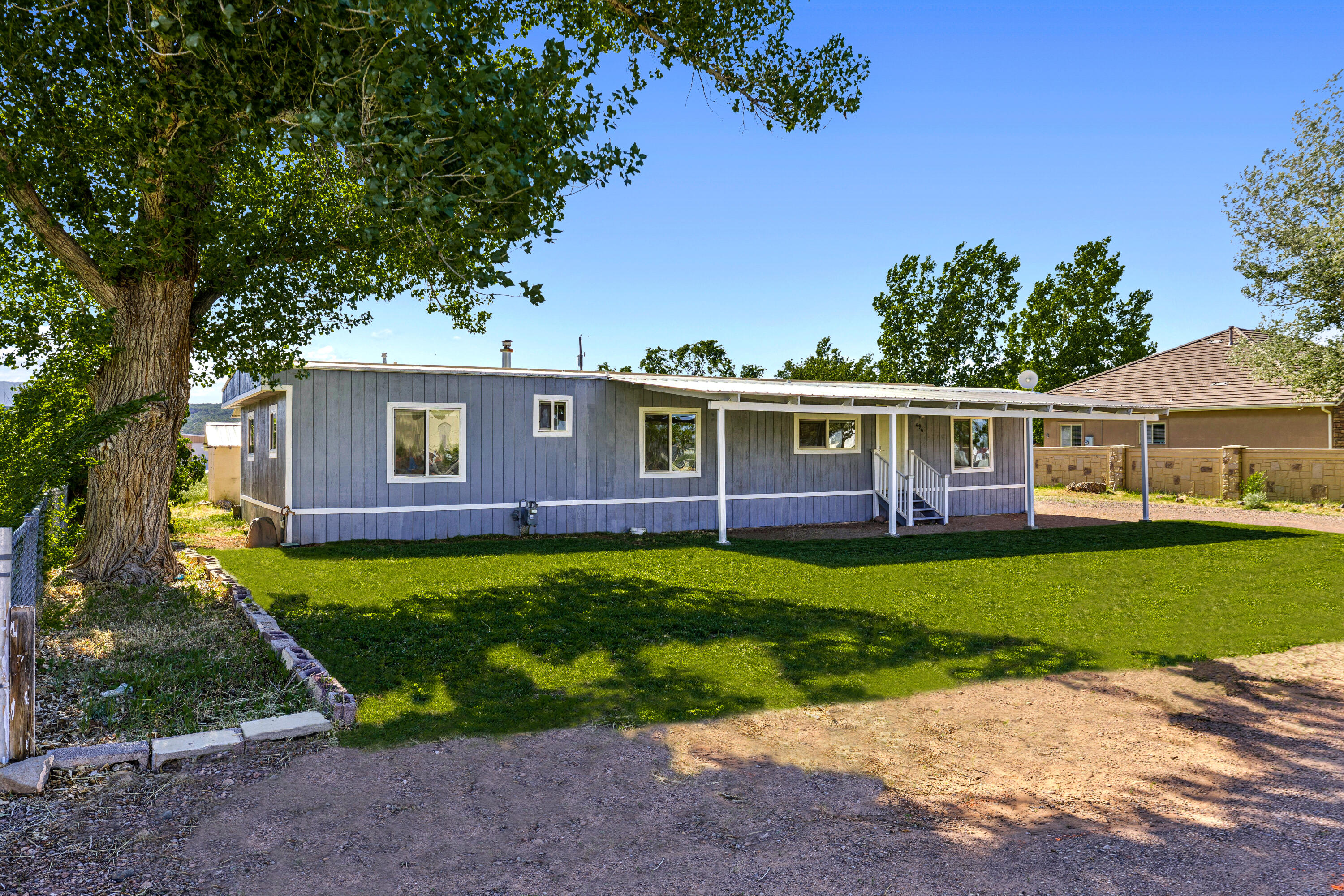 Great investment in Enterprise, UT. Tenants secured until 6/2026 at $1,395/m. Home cannot be conventionally financed, but lending options are available for owner occupants or investors with a local lender at 25% down. Large home built in 1976 w/ 1,344 sqft, 5 bed (with a bonus/sunroom), 2 bath, large 0.44 acre lot. New front yard sprinklers. Newer water heater. Fantastic/convenient location near high school / elementary school. Recently remodeled and plenty of room to build a garage. Property is zoned for up to 2 horses. Located conveniently nearby is Gas, Grocery, Hardware, Restaurants, Convenient Store, Family Dollar, Medical/Doctor, Dentist, Pawn Shop, Post Office, Ambulance, Fire, 2 Reservoirs for boating/fishing. Self sufficient rural living at its finest.