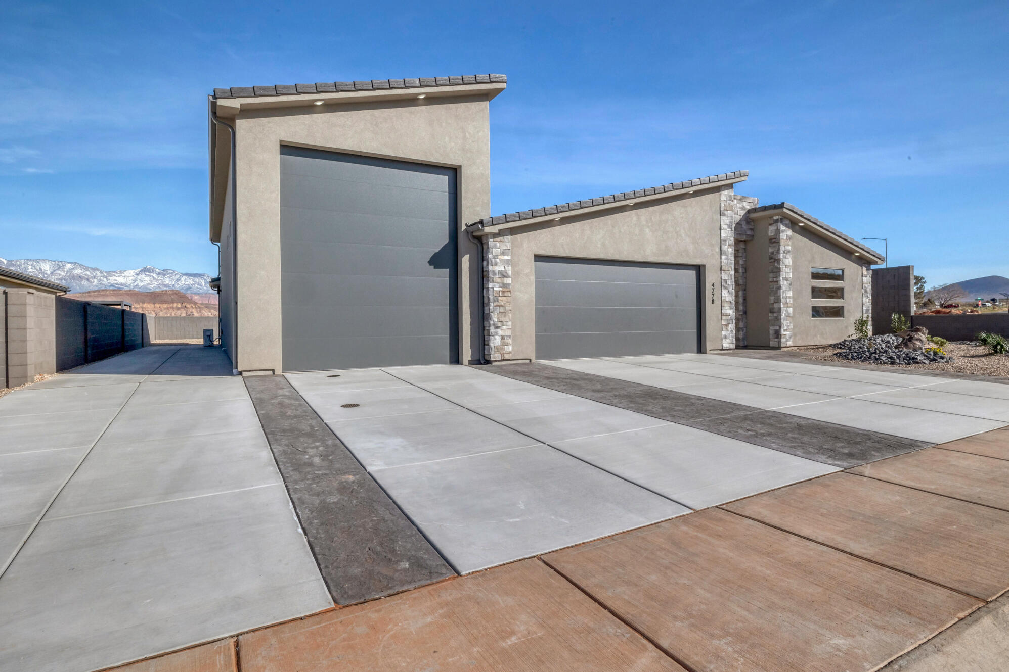 SAND HOLLOW VILLAGE - Residential