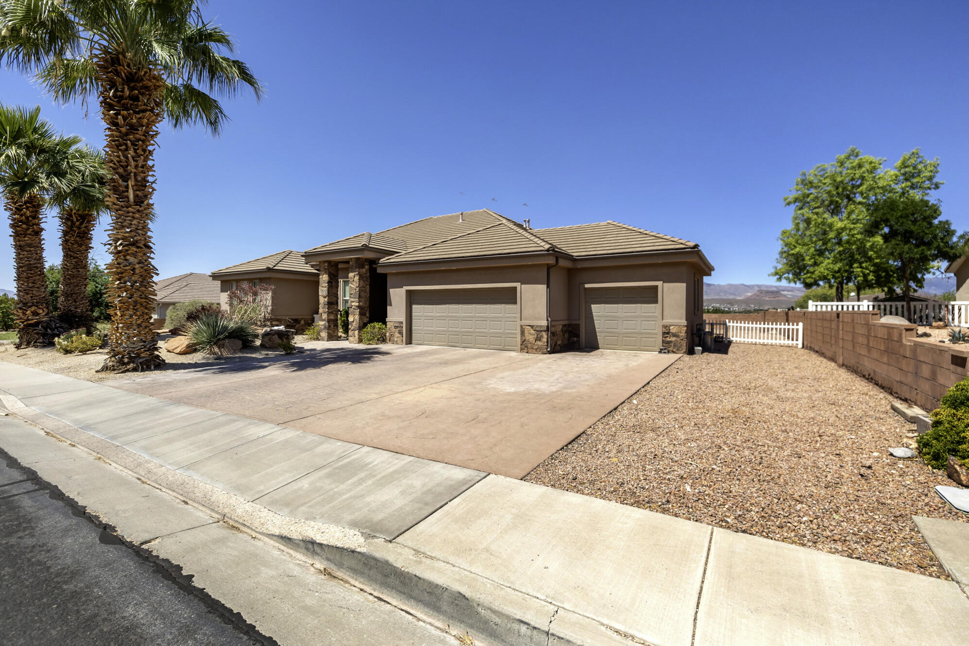 SHADOW MOUNTAIN - Residential