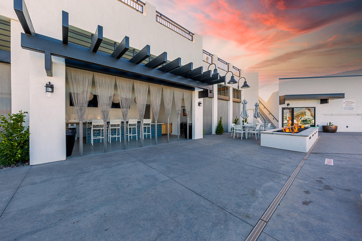 DESERT COLOR RESORT - Residential