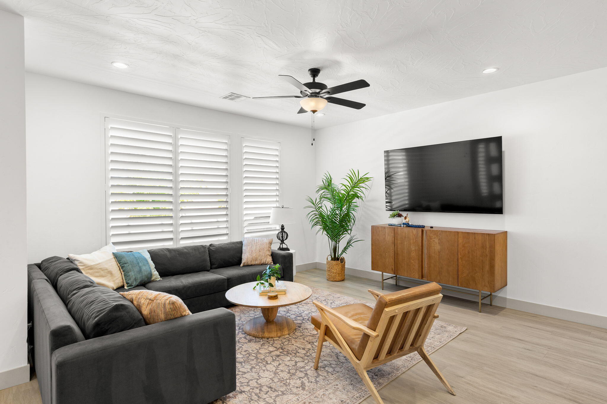 DESERT COLOR RESORT - Residential