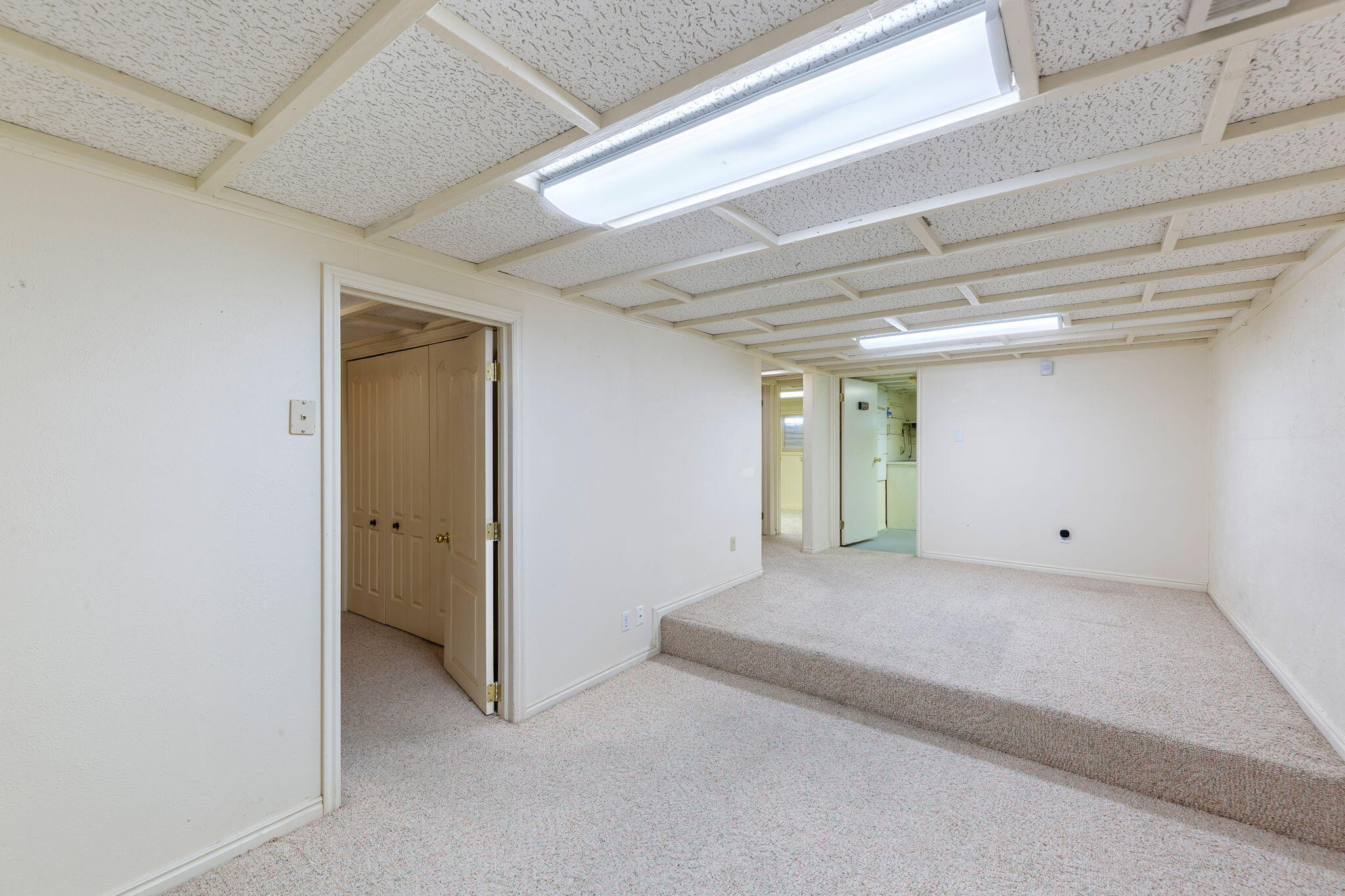KINGS ROW ESTATES - Residential