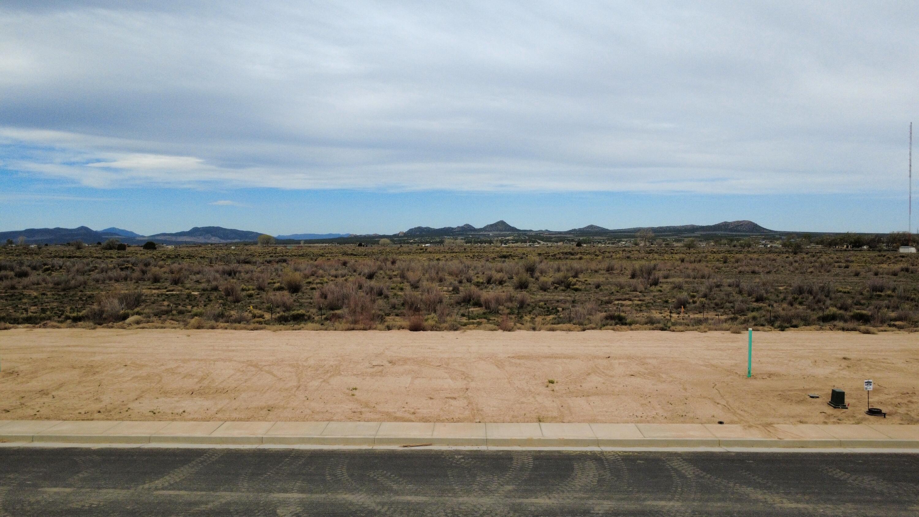SAGE MEADOWS - Land