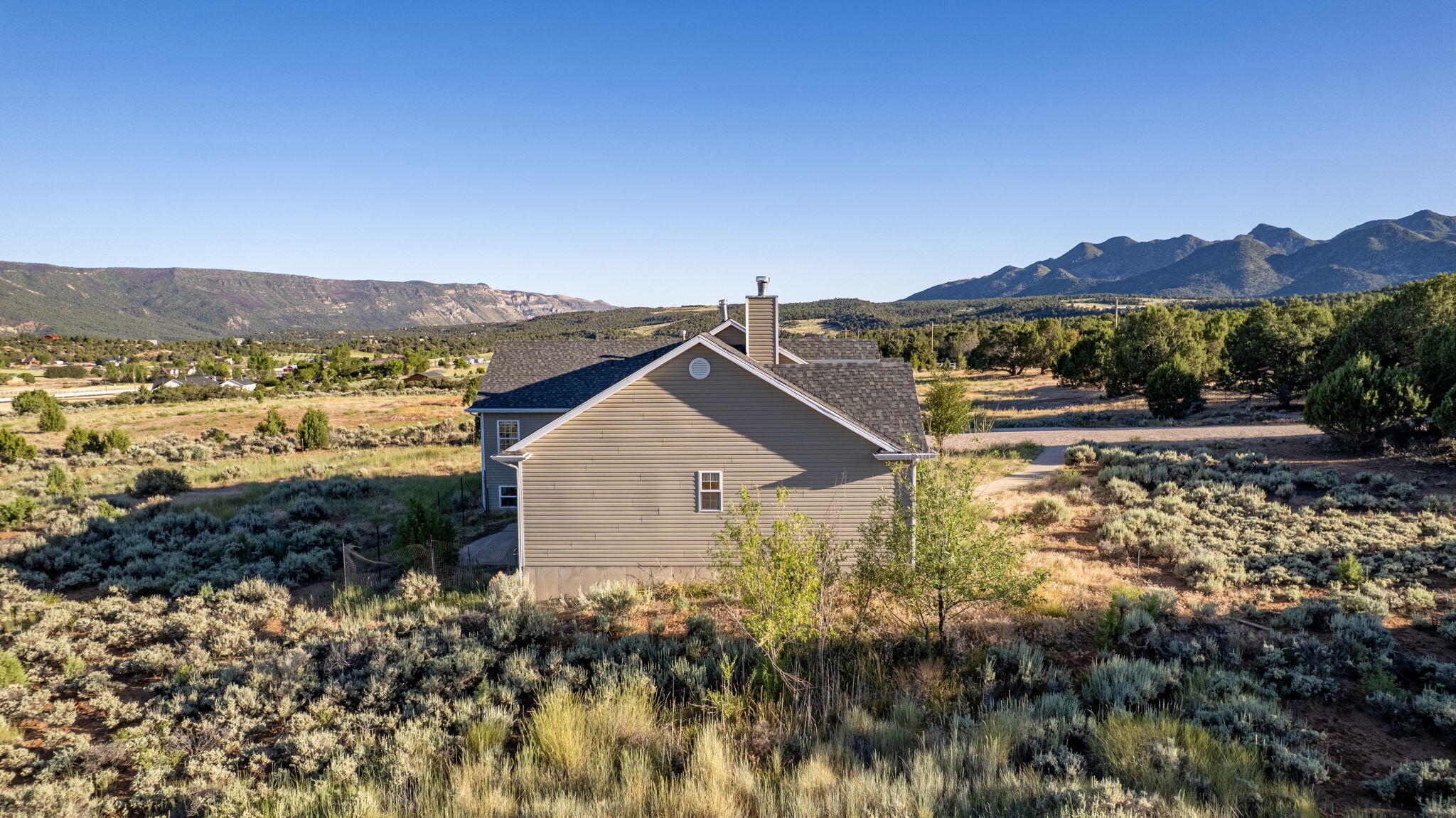 BLACKRIDGE RANCHES - Residential