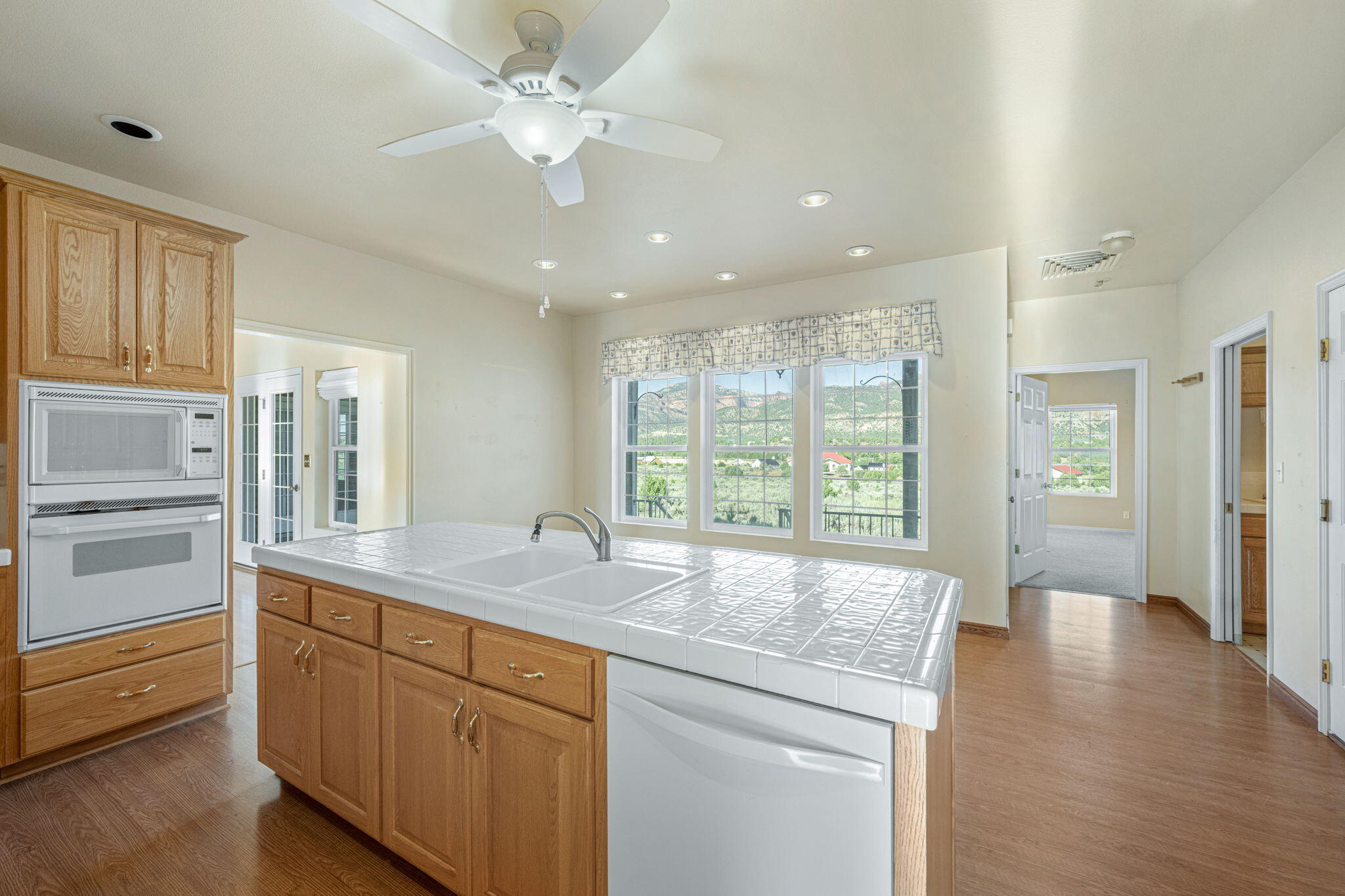 BLACKRIDGE RANCHES - Residential