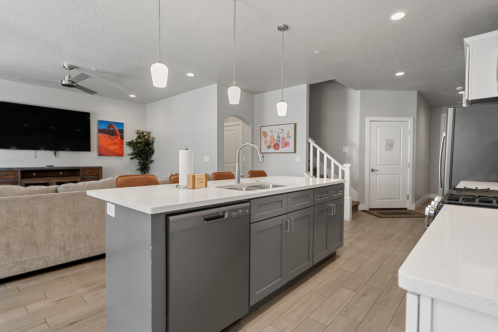 ZION VILLAGE TWHM - Residential