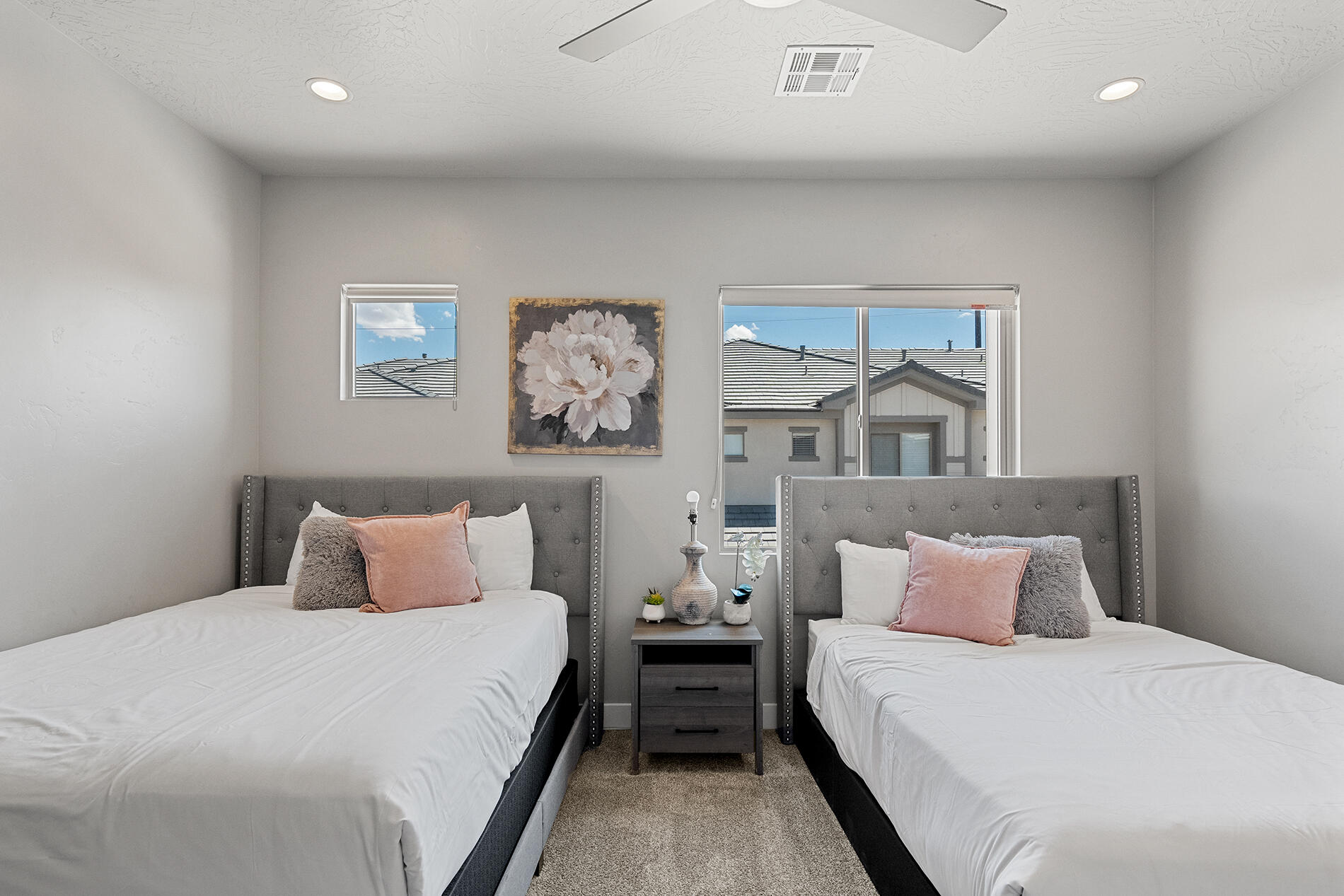 ZION VILLAGE TWHM - Residential