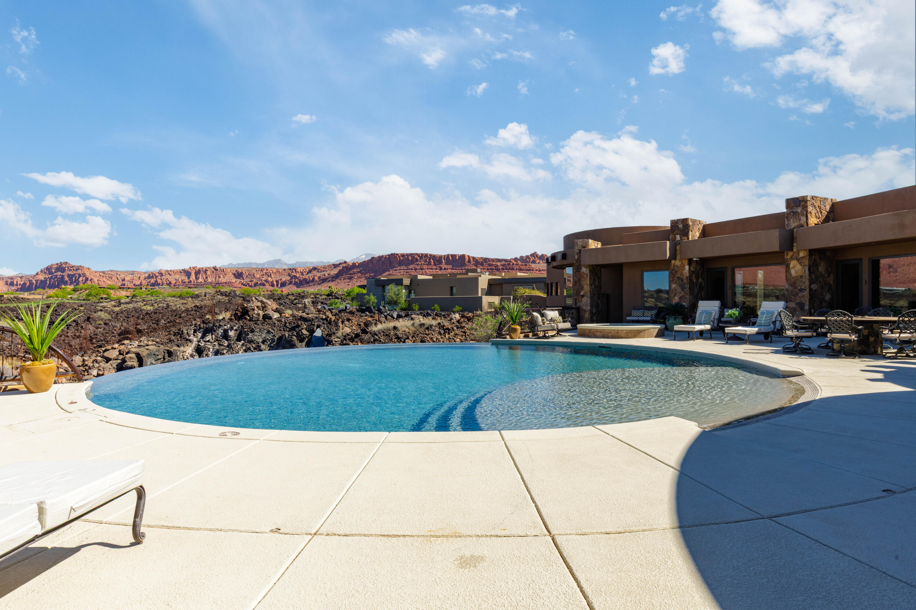ENTRADA AT SNOW CANYON CHACO WEST - Residential