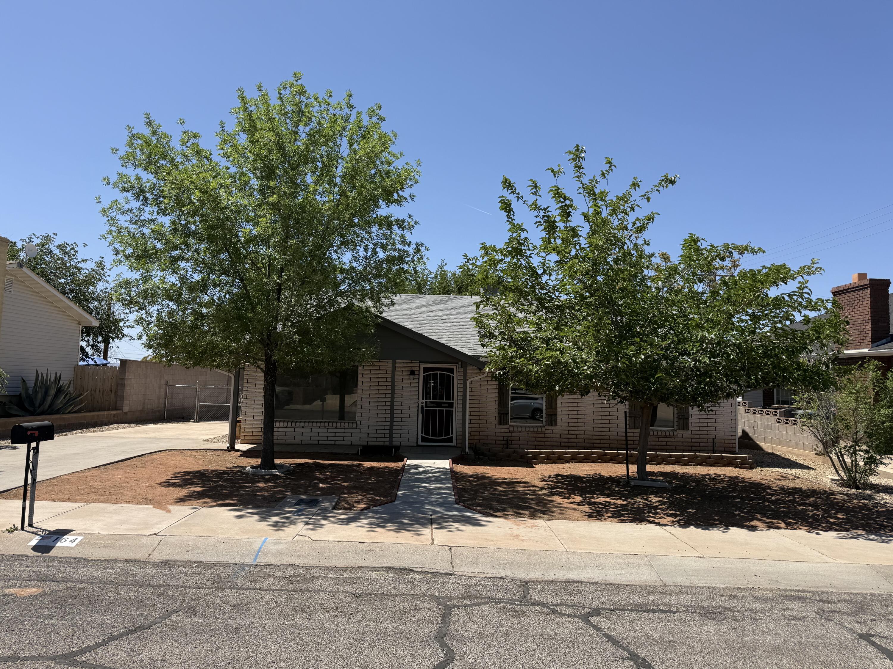 Come see this Rambler home in the Heart of St George.  Three bedrooms and 2 full baths with granite counter tops and huge family room. Wonderful big backyard with a detached 2 car garage with a long driveway to put toys or RV parking.. No HOA. Near shopping, downtown, school, University, and more.