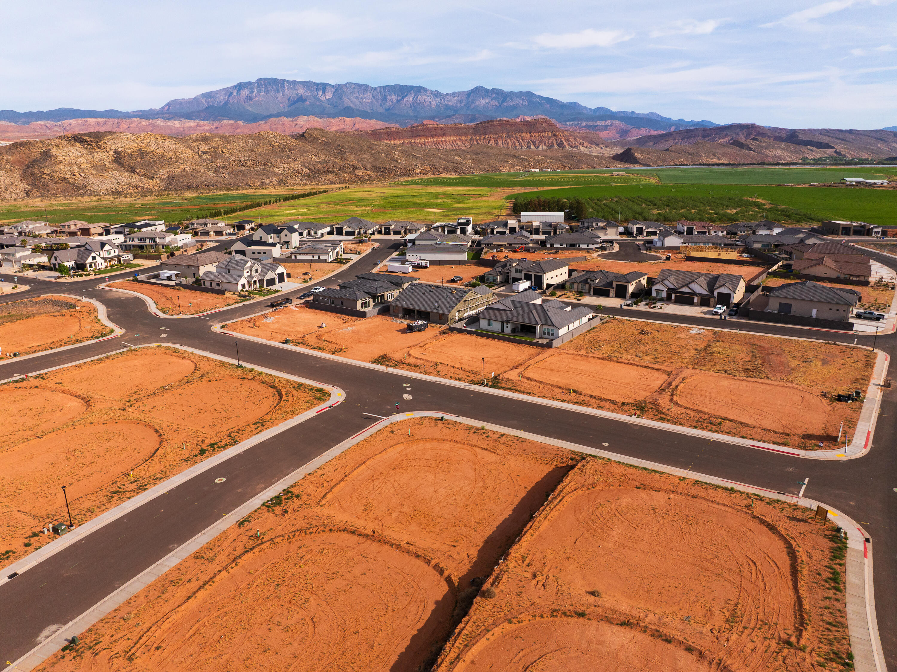 SAND HOLLOW VILLAGE - Land