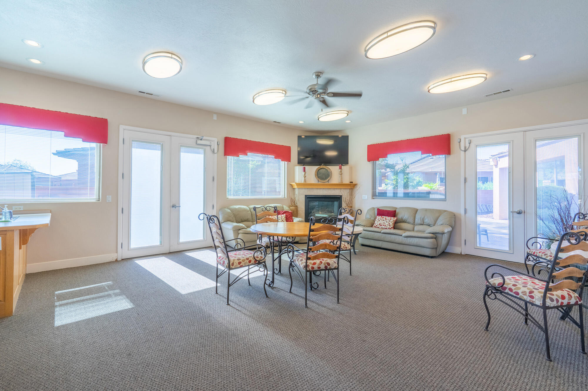 COPPER CANYON - Residential