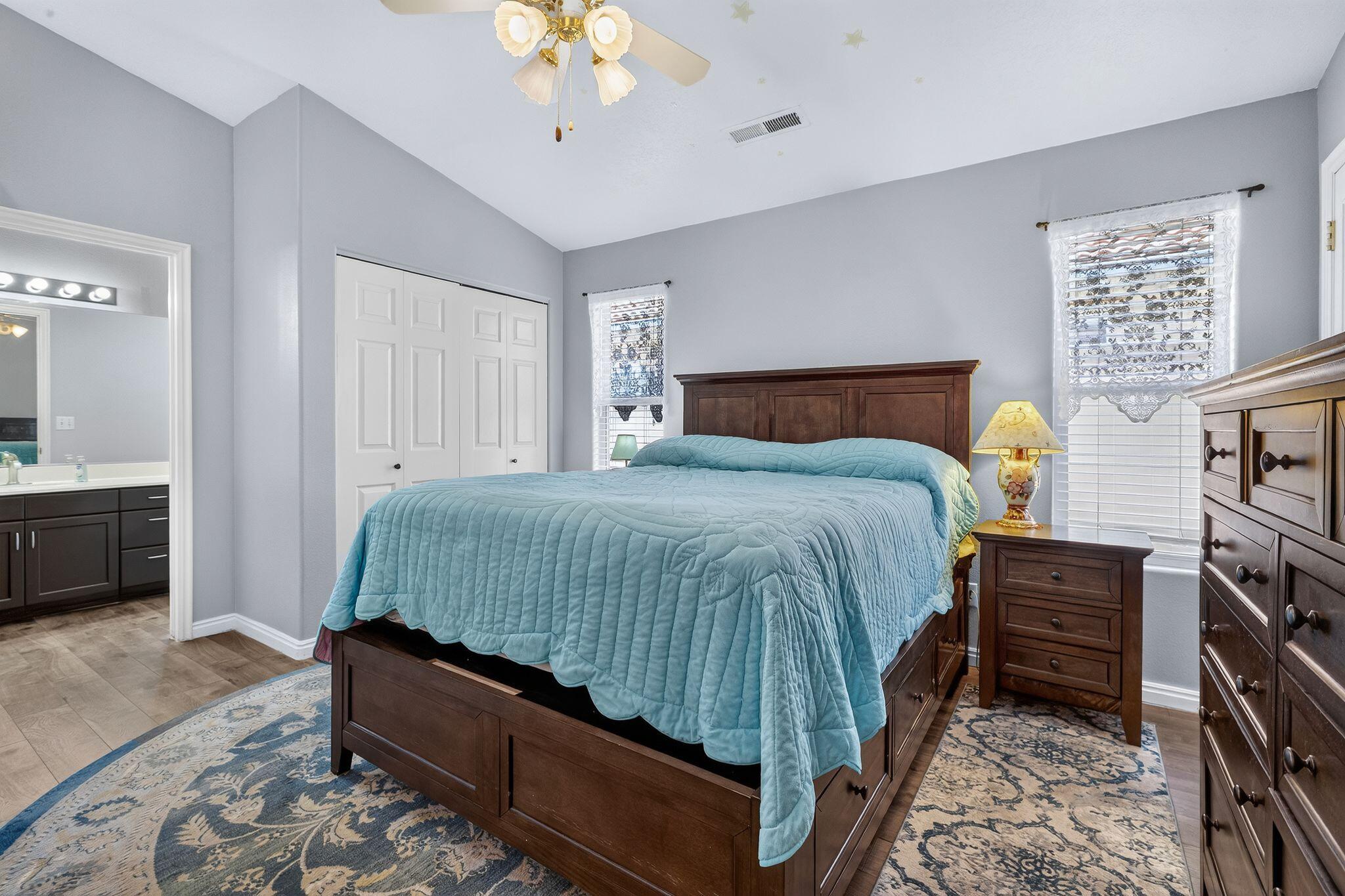 RIDGEPOINTE - Residential
