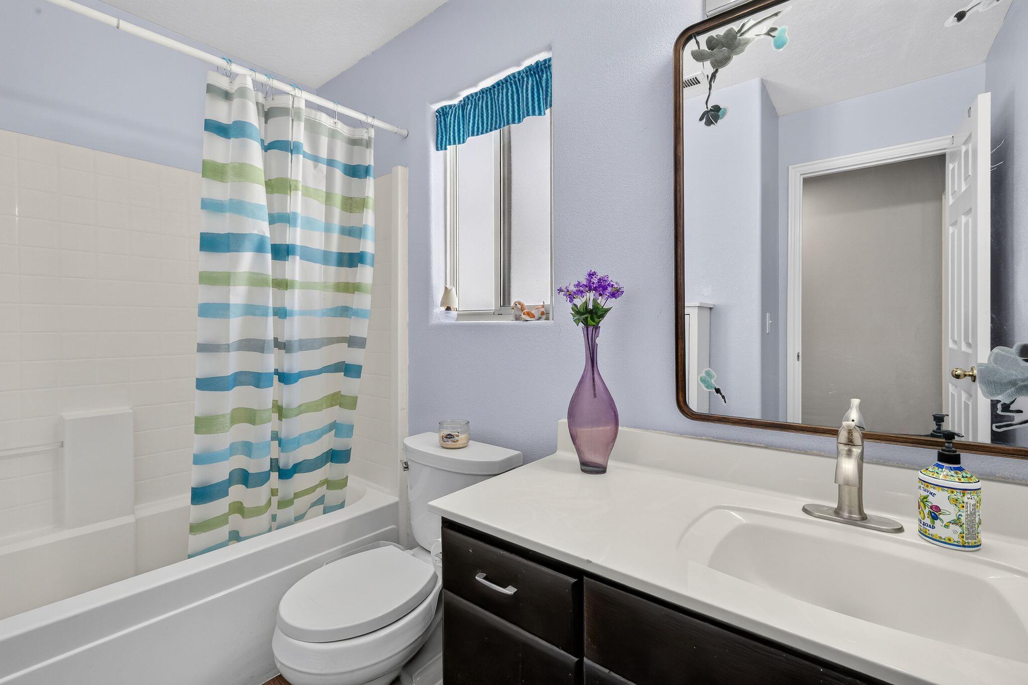 RIDGEPOINTE - Residential