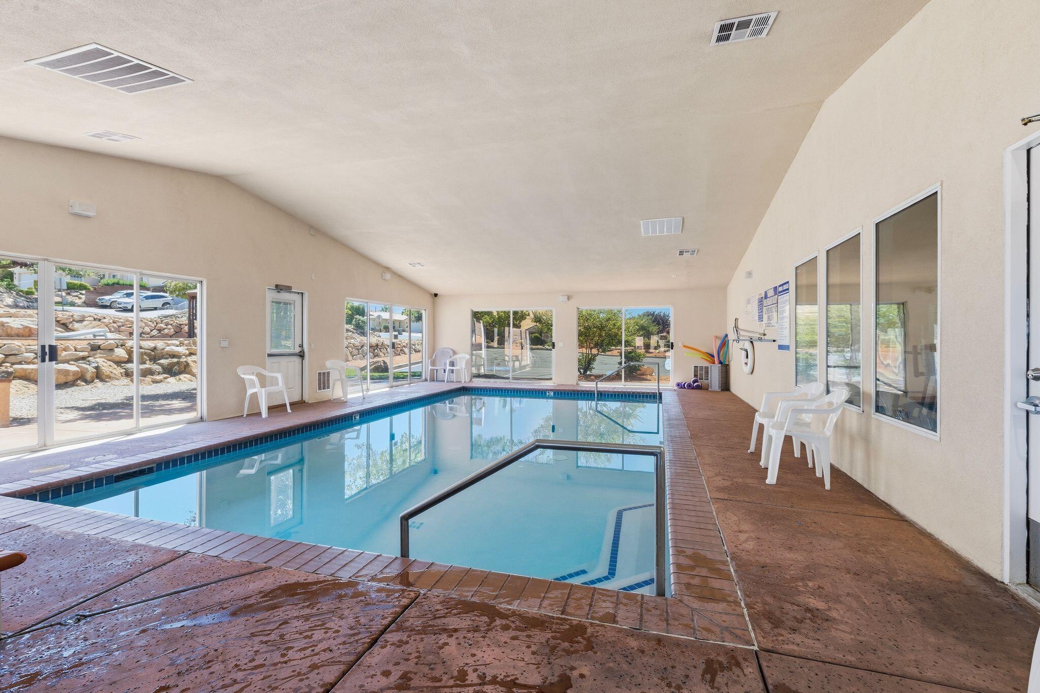 RIDGEPOINTE - Residential