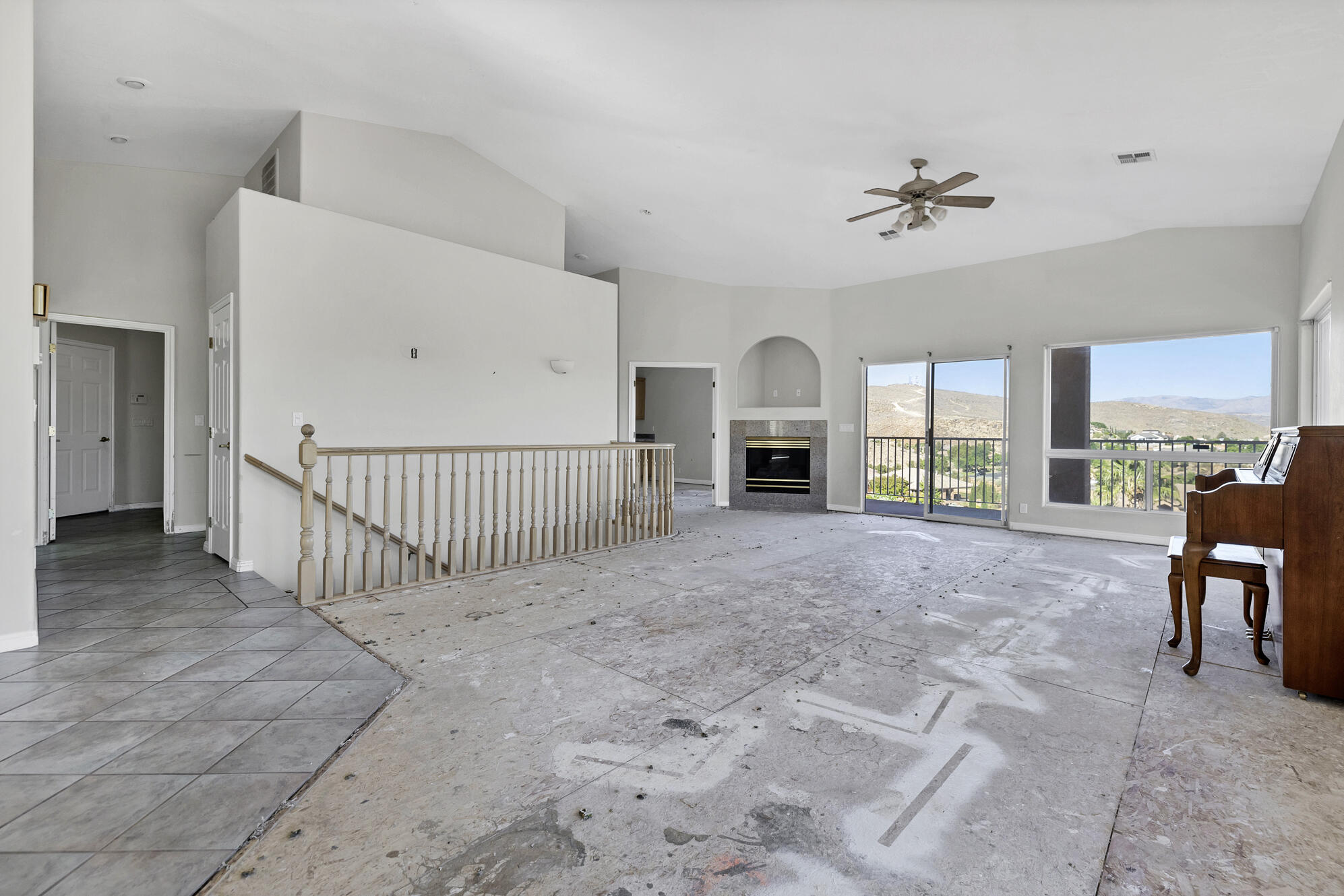 TAMARACK RIDGE ESTATES - Residential