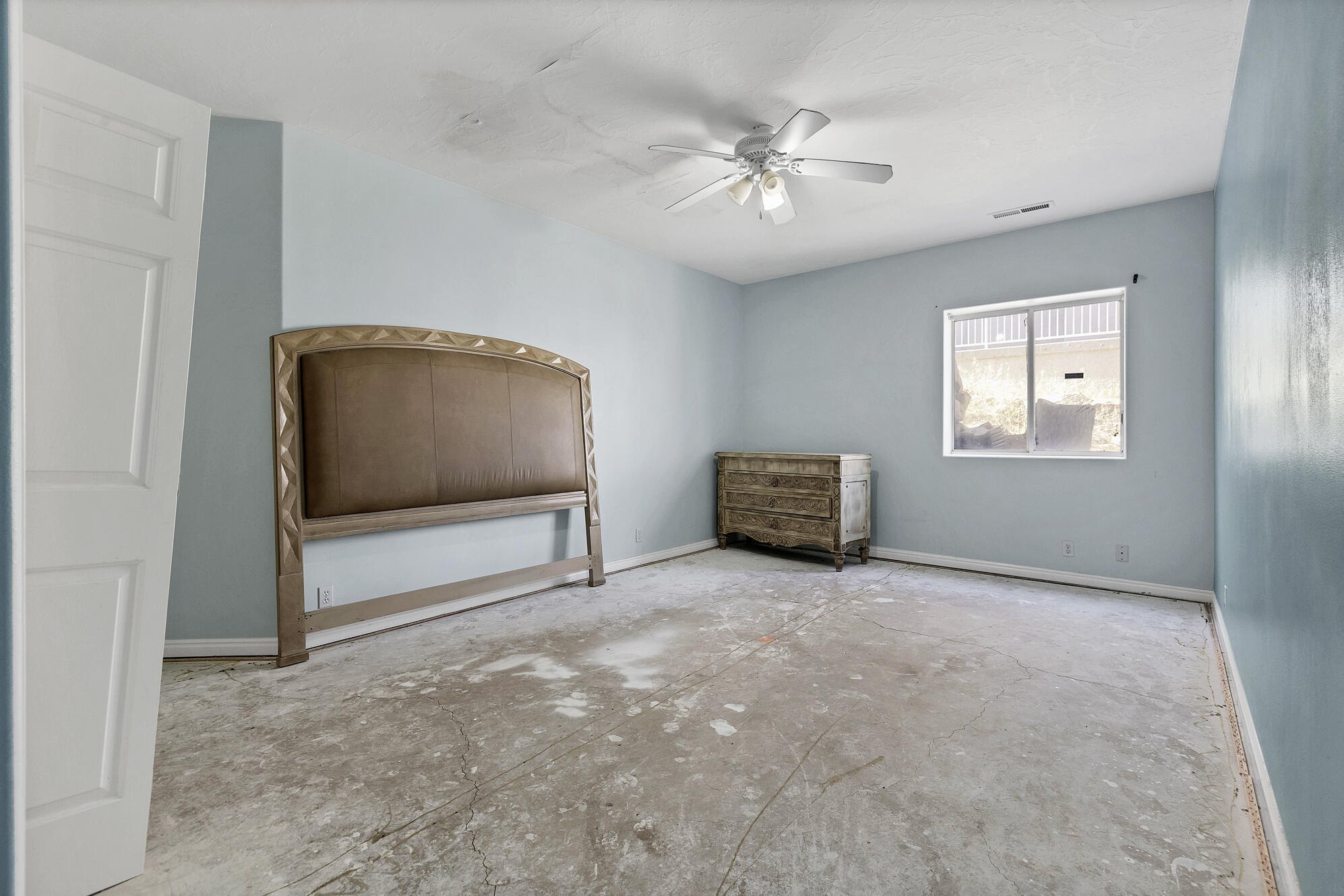 TAMARACK RIDGE ESTATES - Residential