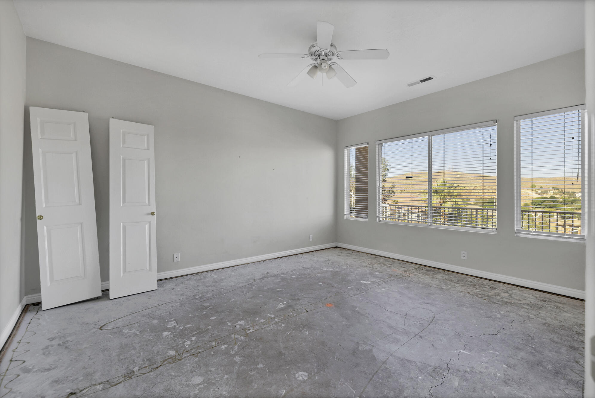 TAMARACK RIDGE ESTATES - Residential