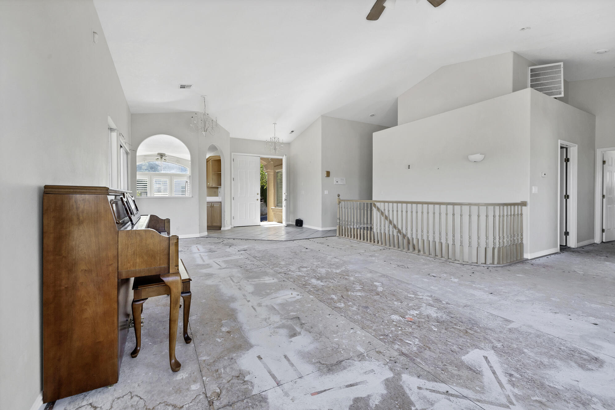 TAMARACK RIDGE ESTATES - Residential