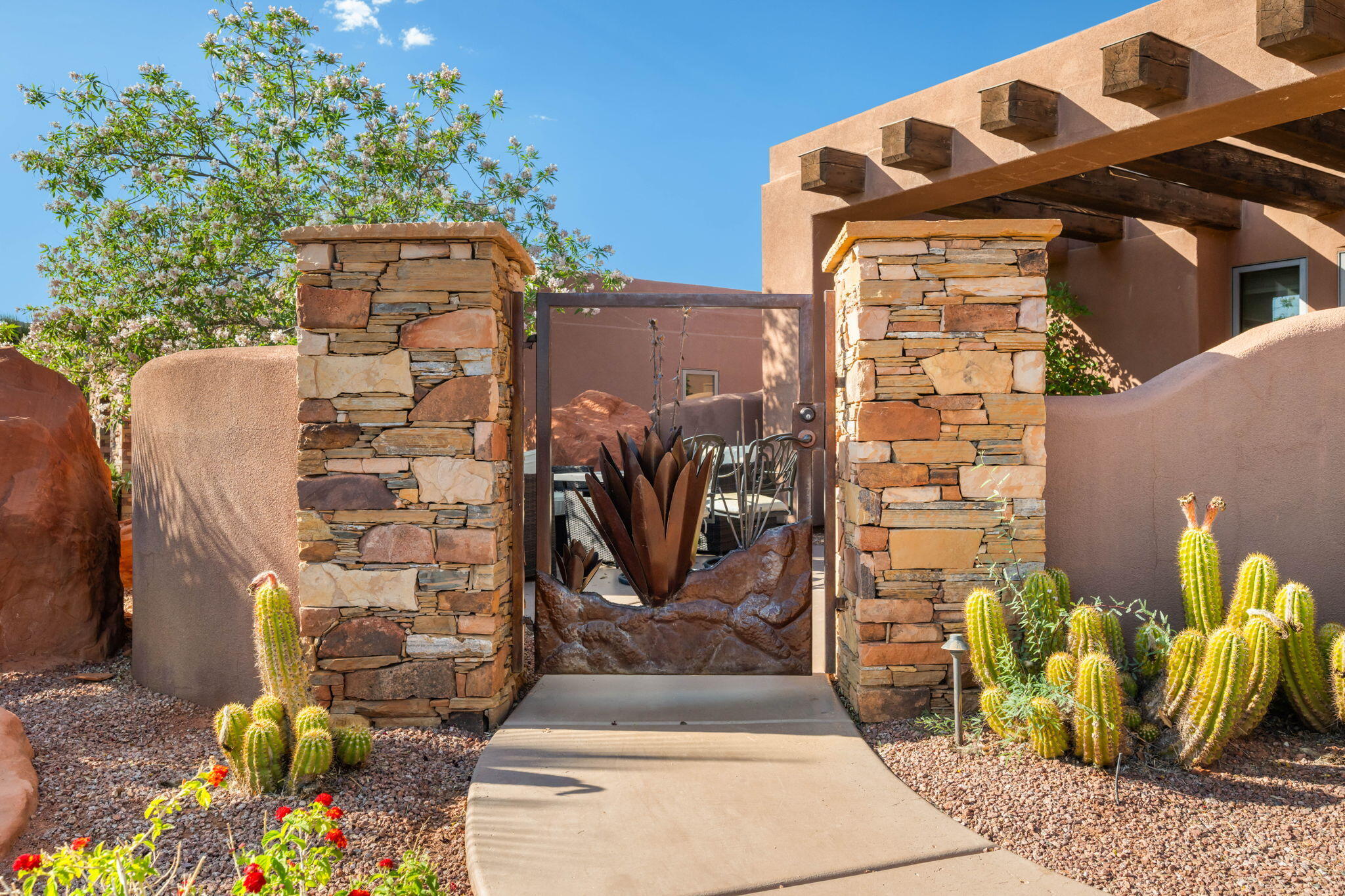 ENTRADA KACHINA SPRINGS EAST - Residential