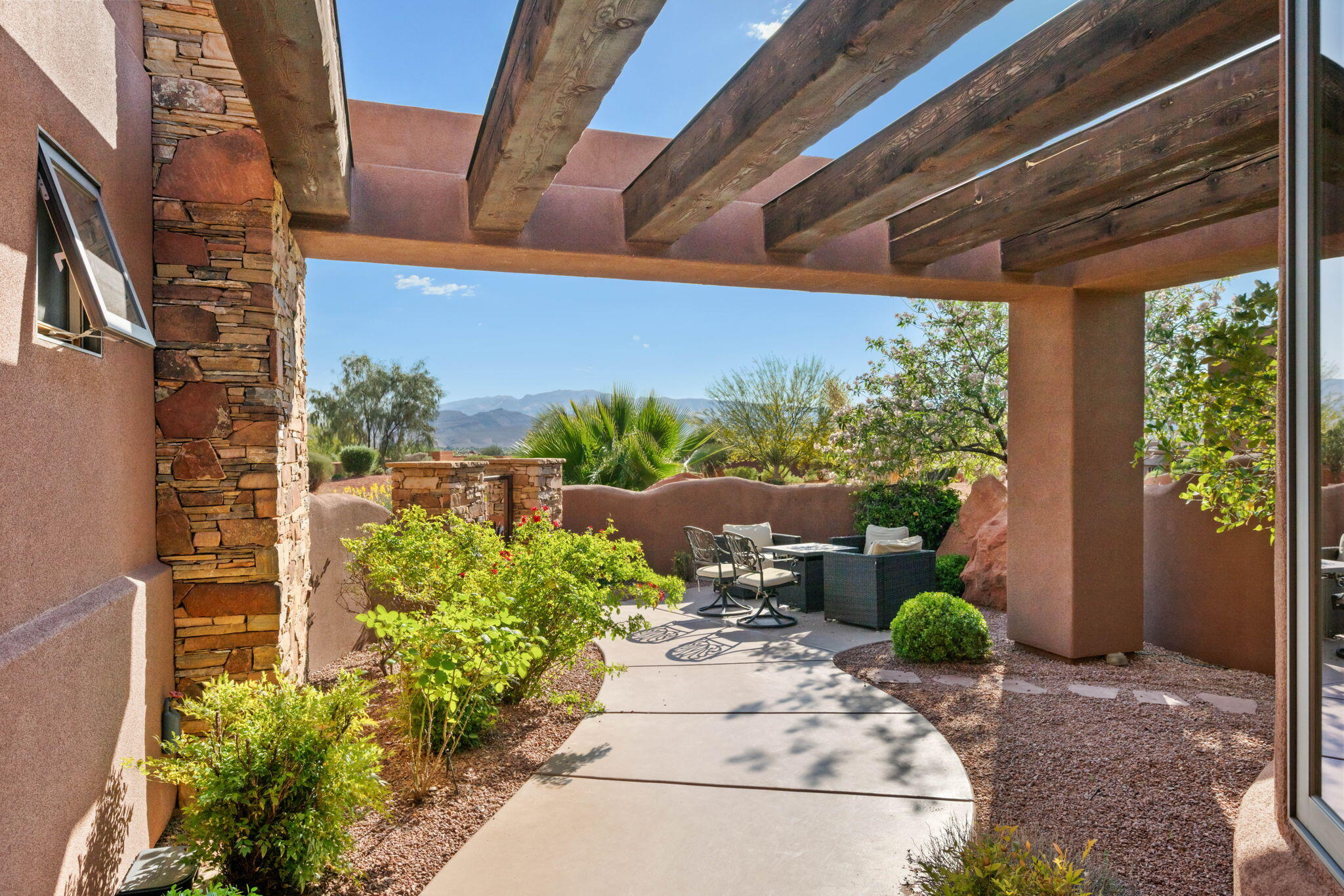 ENTRADA KACHINA SPRINGS EAST - Residential