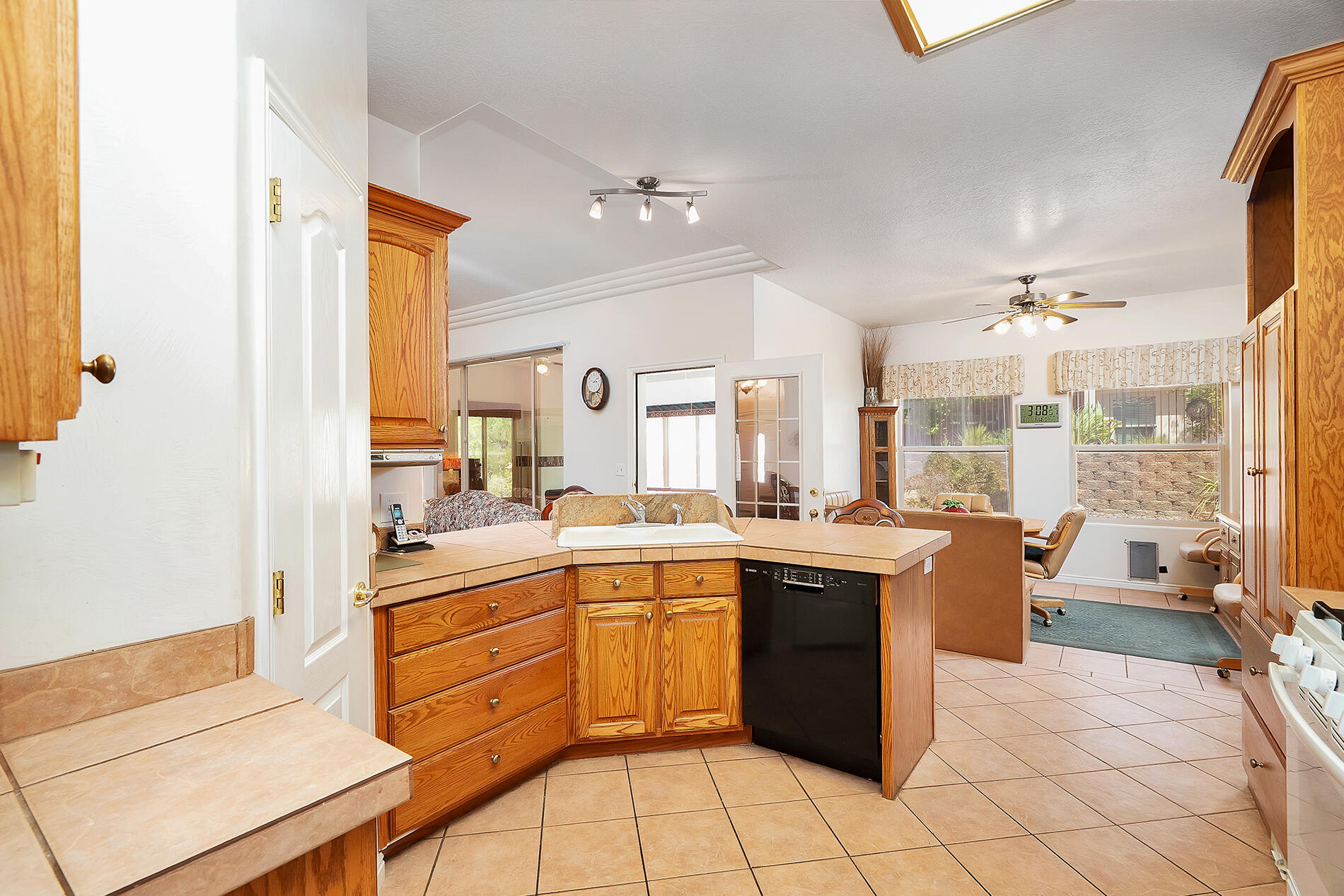 BLOOMINGTON COUNTRY CLUB - Residential