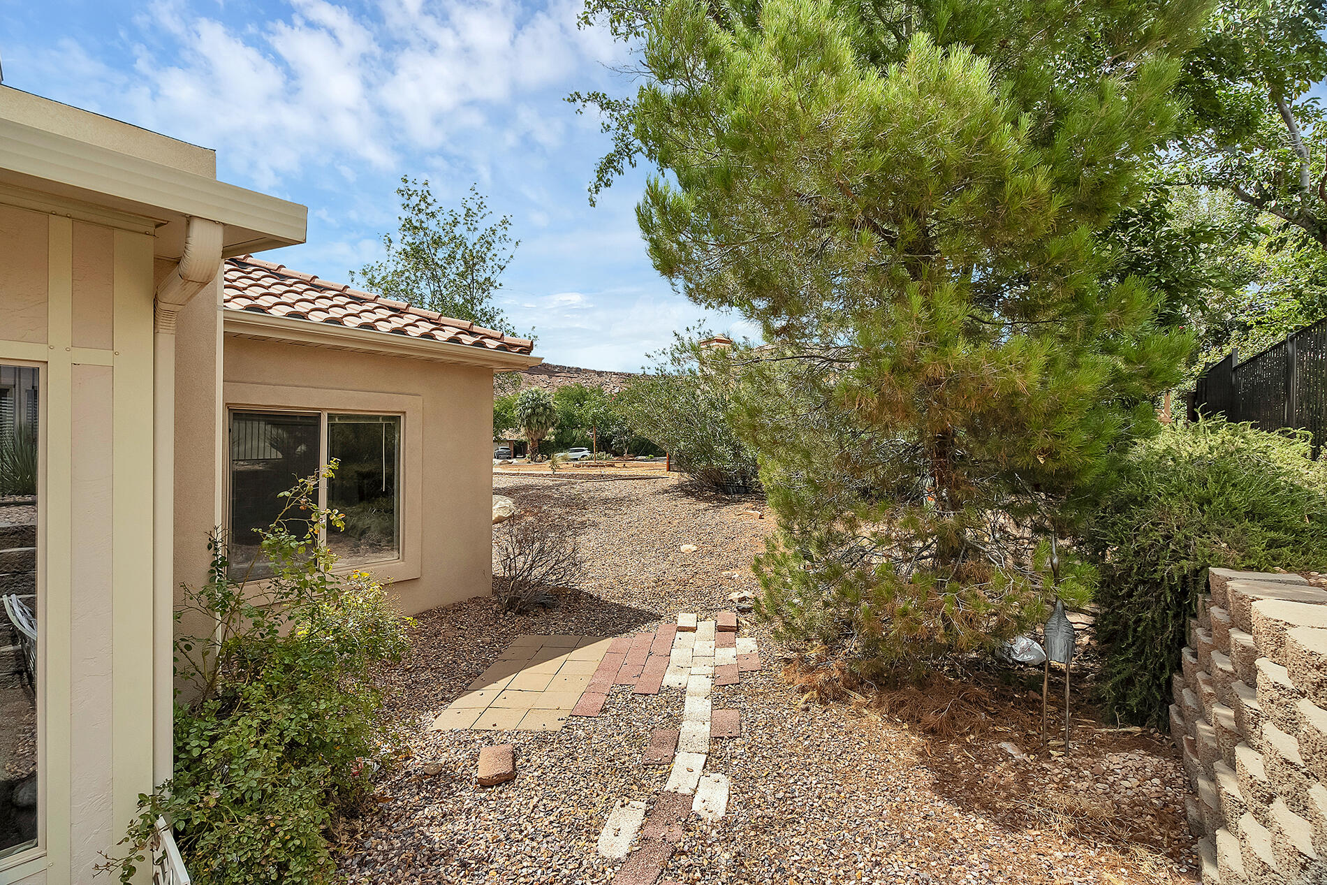 BLOOMINGTON COUNTRY CLUB - Residential