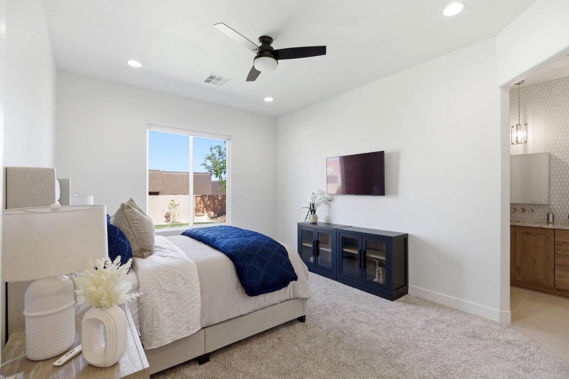 LEDGES OF SG WHITE ROCKS - Residential