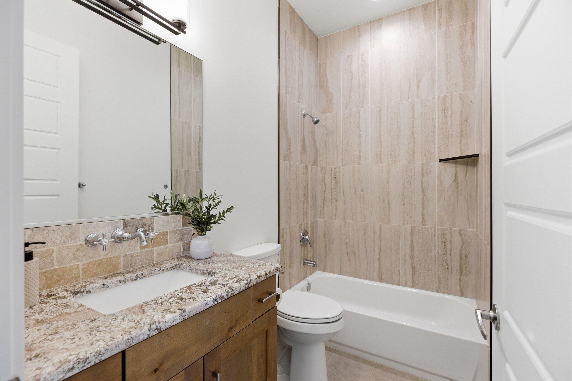 LEDGES OF SG WHITE ROCKS - Residential