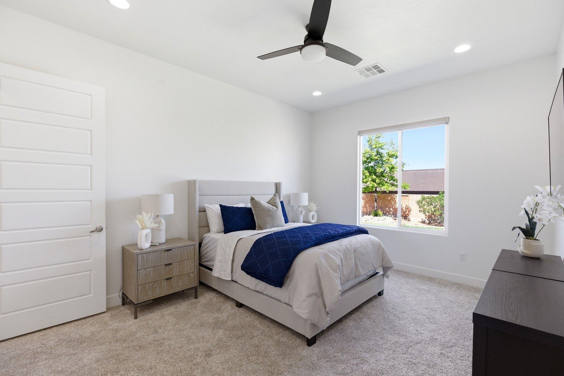 LEDGES OF SG WHITE ROCKS - Residential