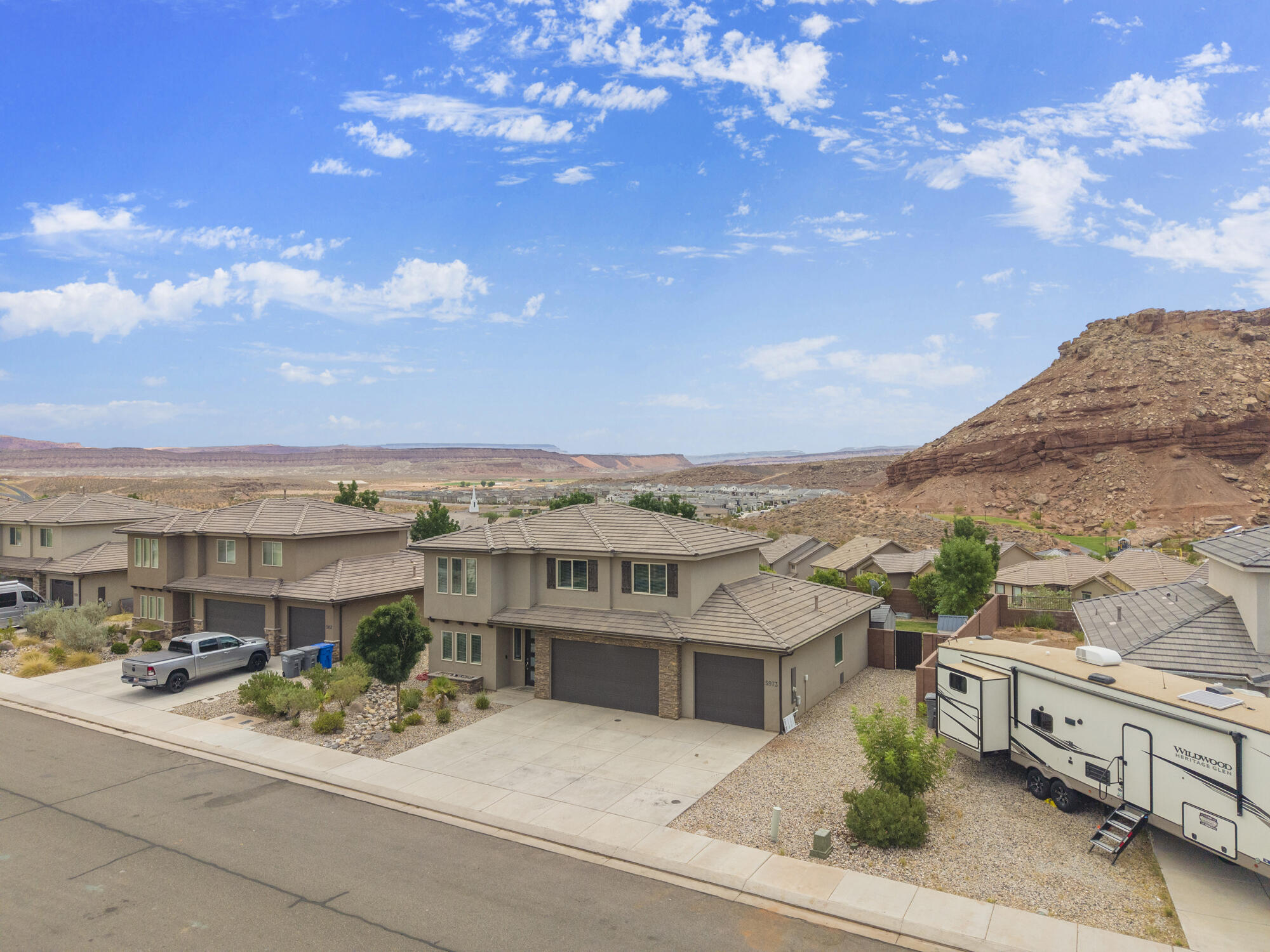DESERT CREST - Residential