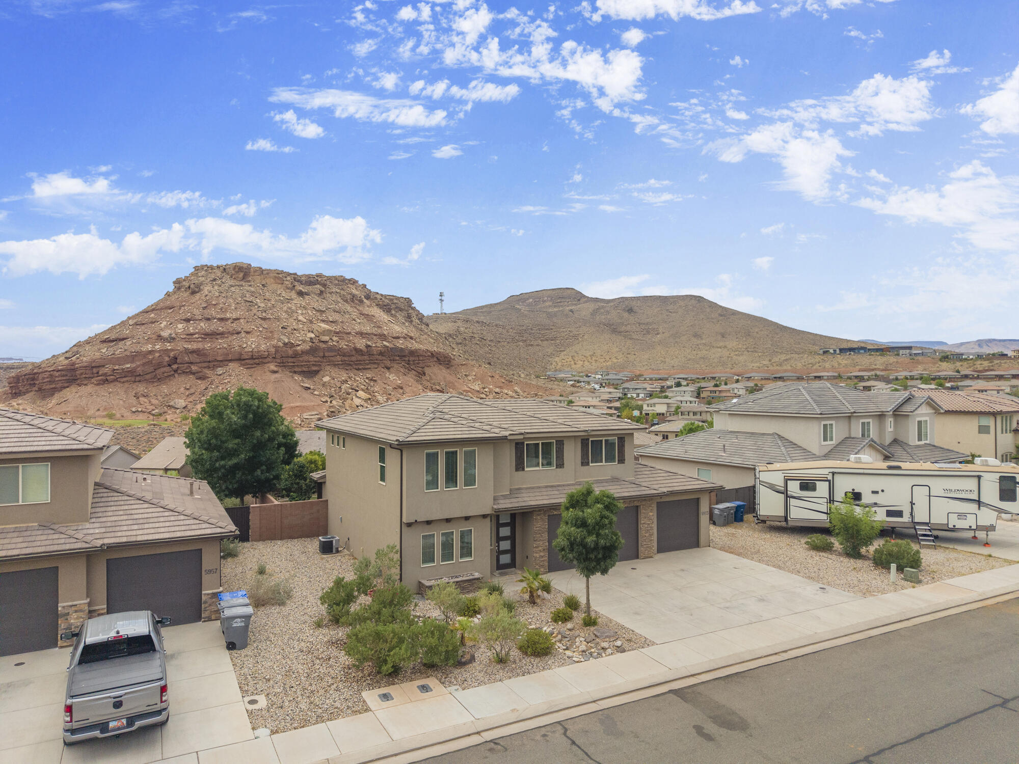 DESERT CREST - Residential