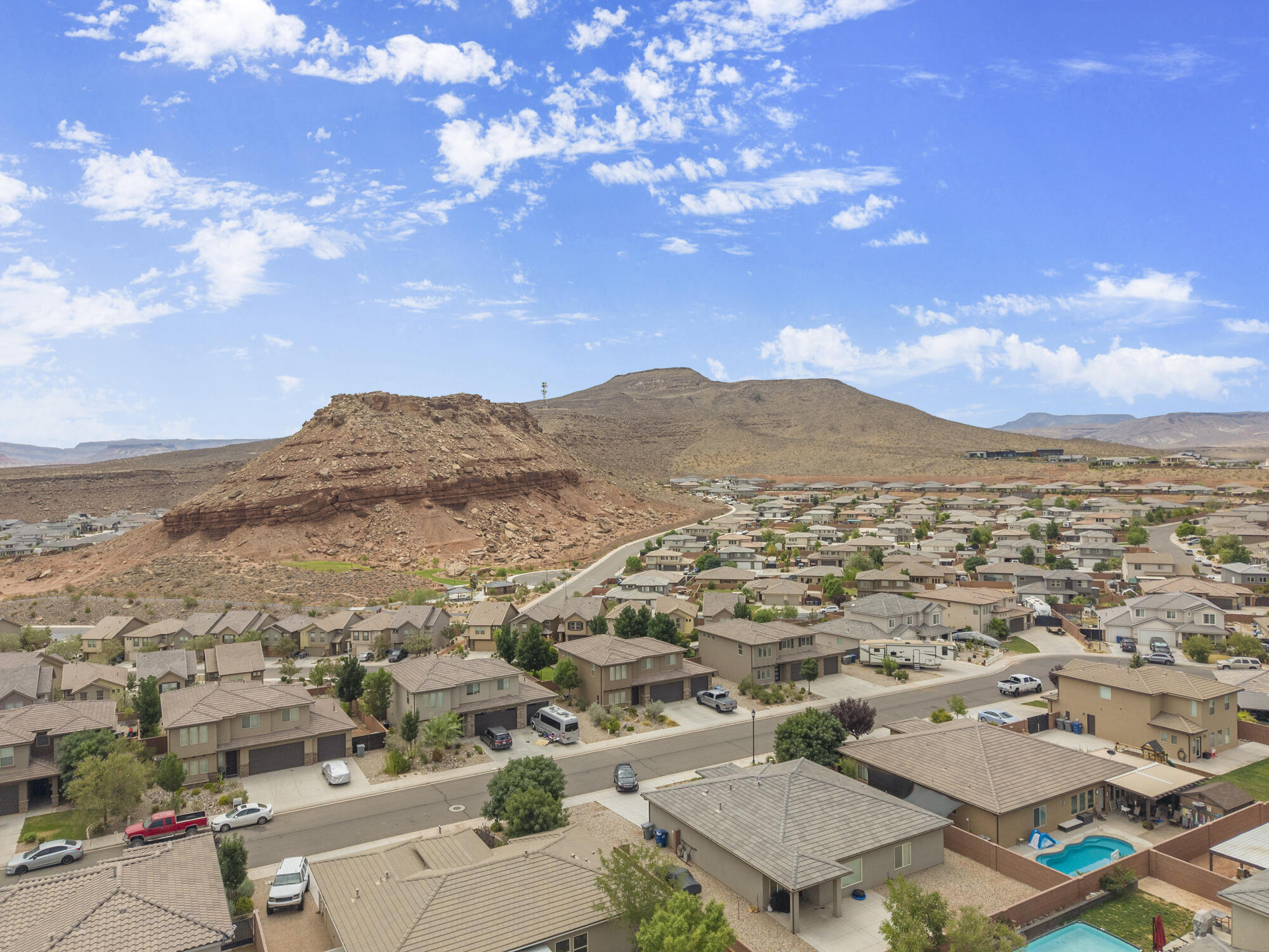 DESERT CREST - Residential