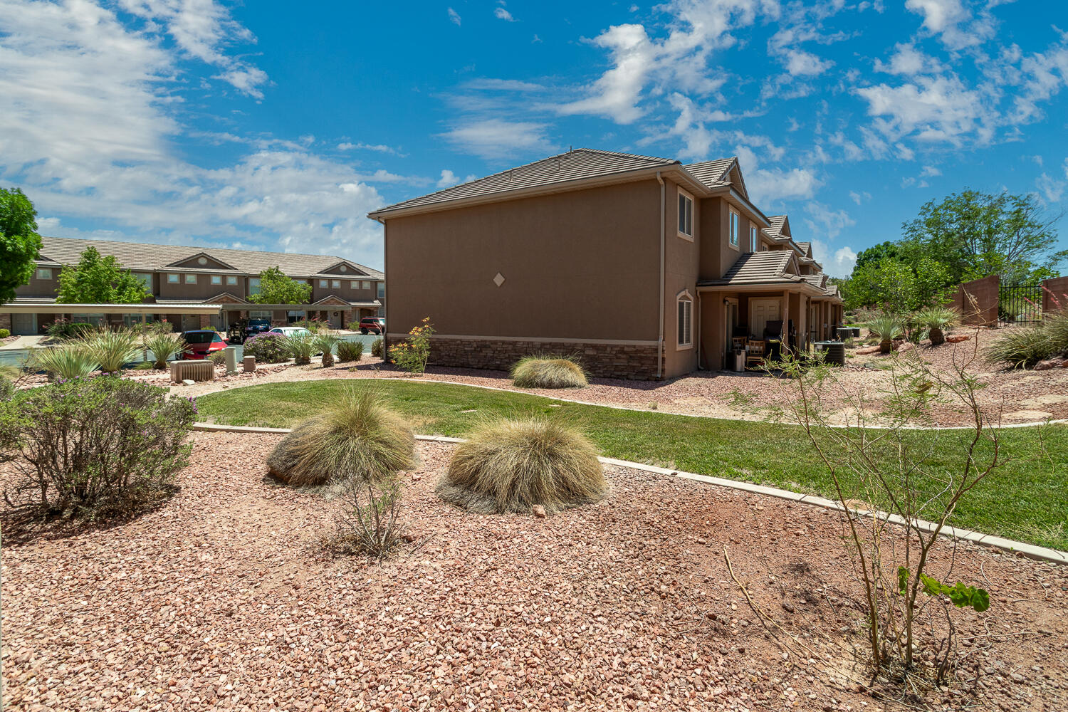 HIDDEN VALLEY TOWN HOMES - Residential