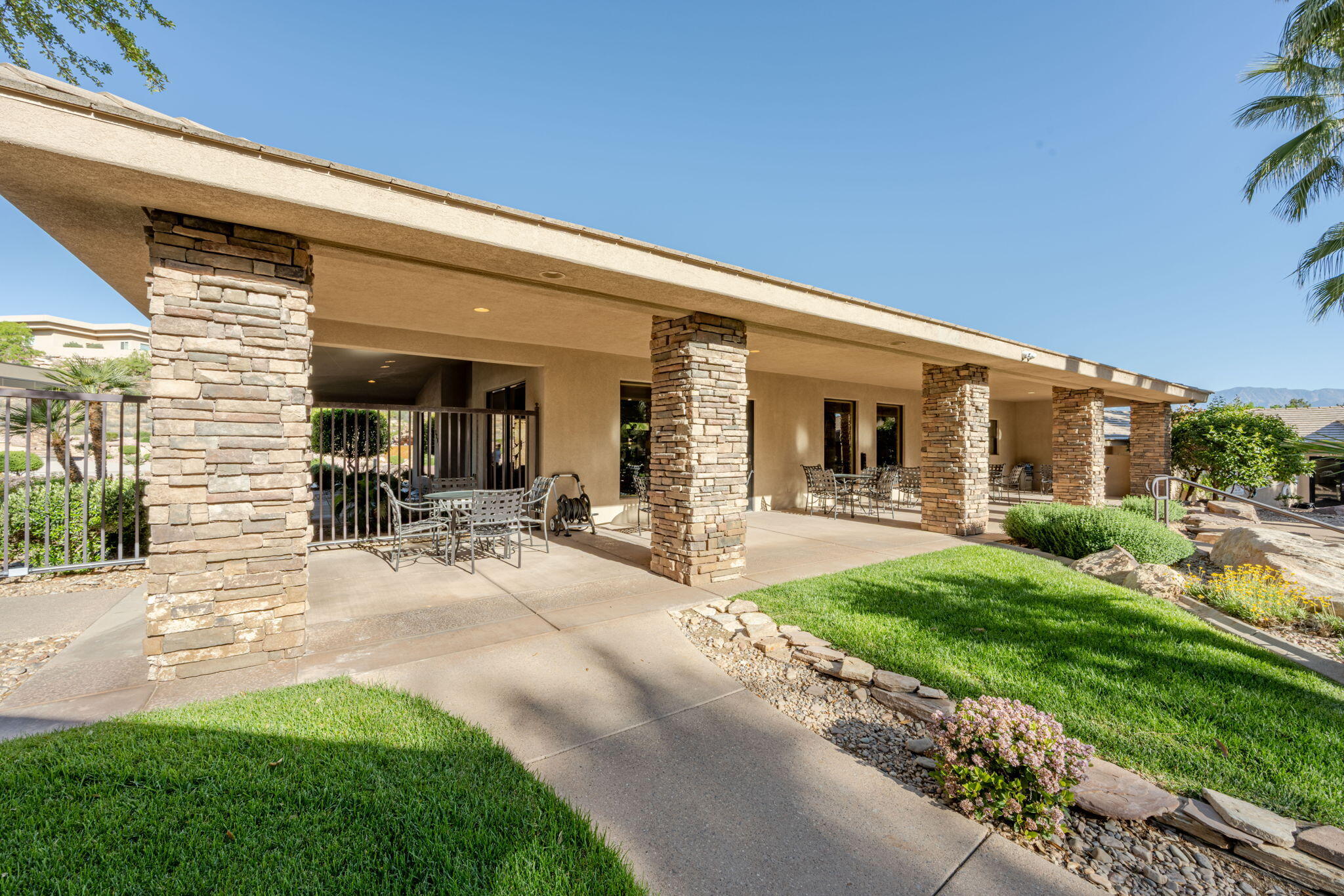 STONE CLIFF TOWNHOMES - Residential