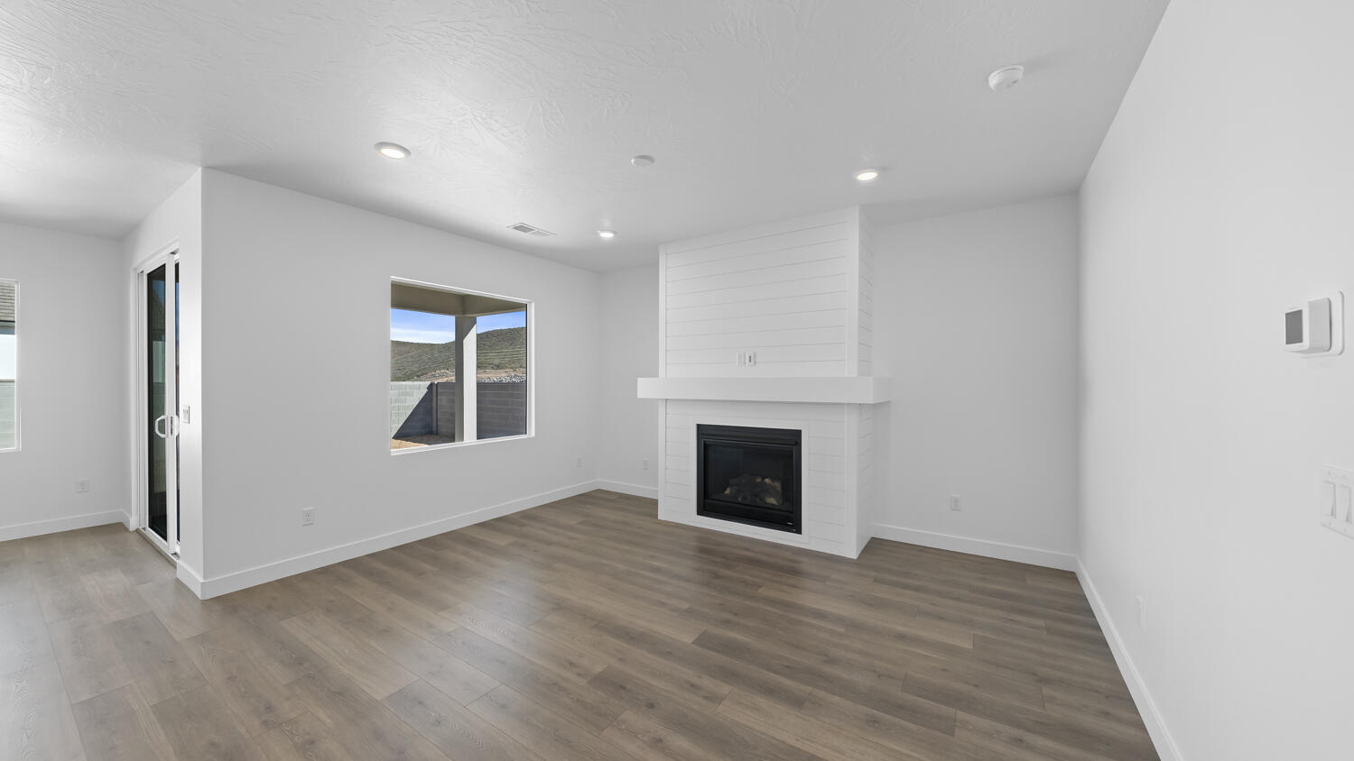 FIREROCK - Residential