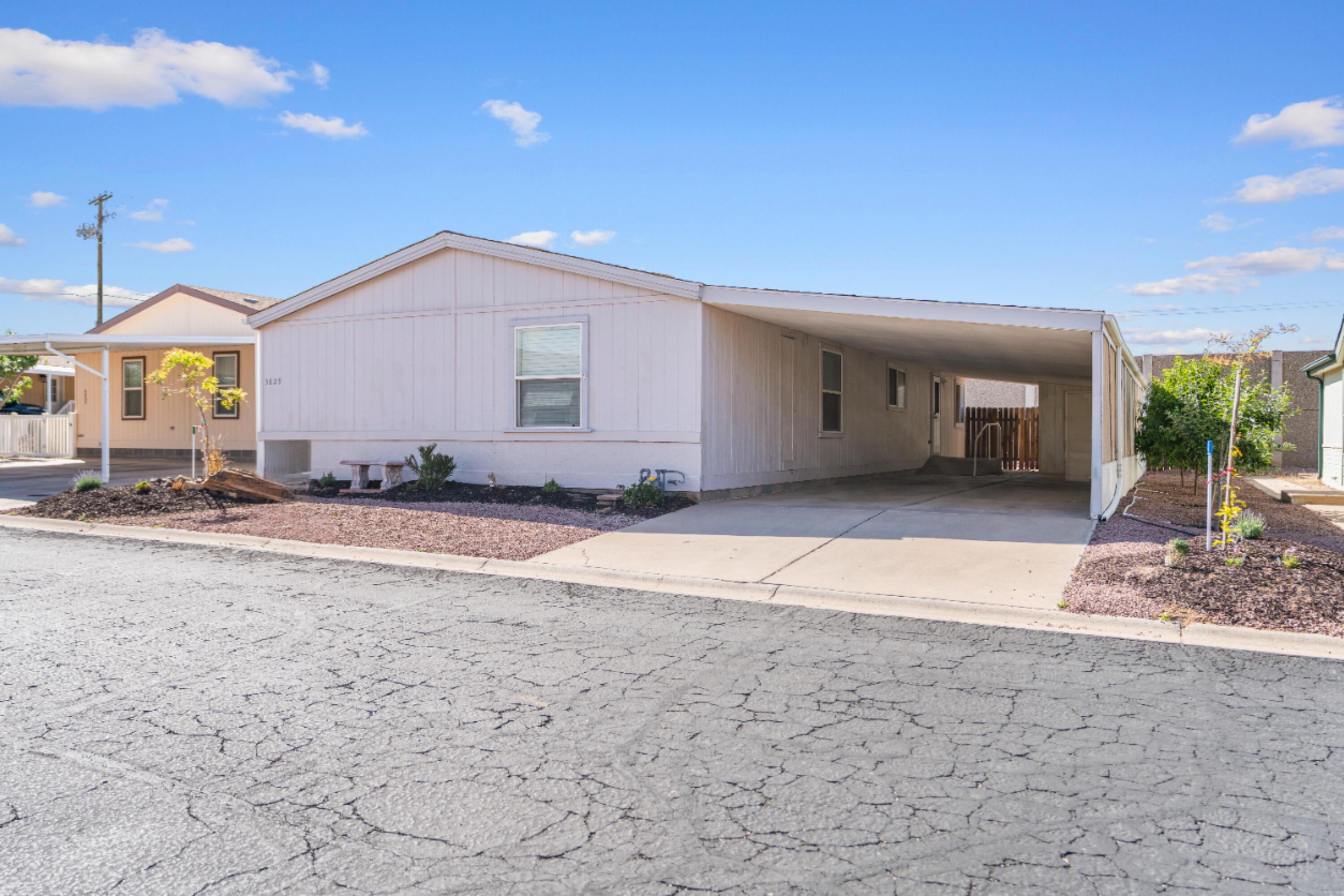 LAVA BLUFF MOBILE HOME PARK - Residential