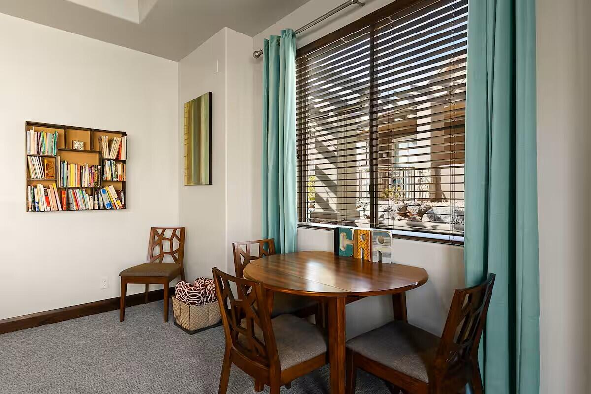 CORAL RIDGE TOWNHOMES - Residential