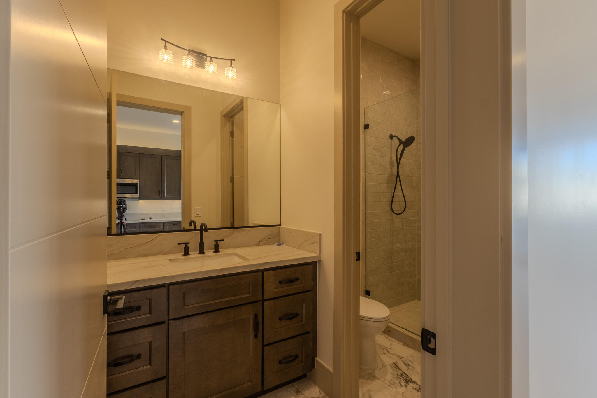 MOUNTAIN VIEW ESTATES - Residential