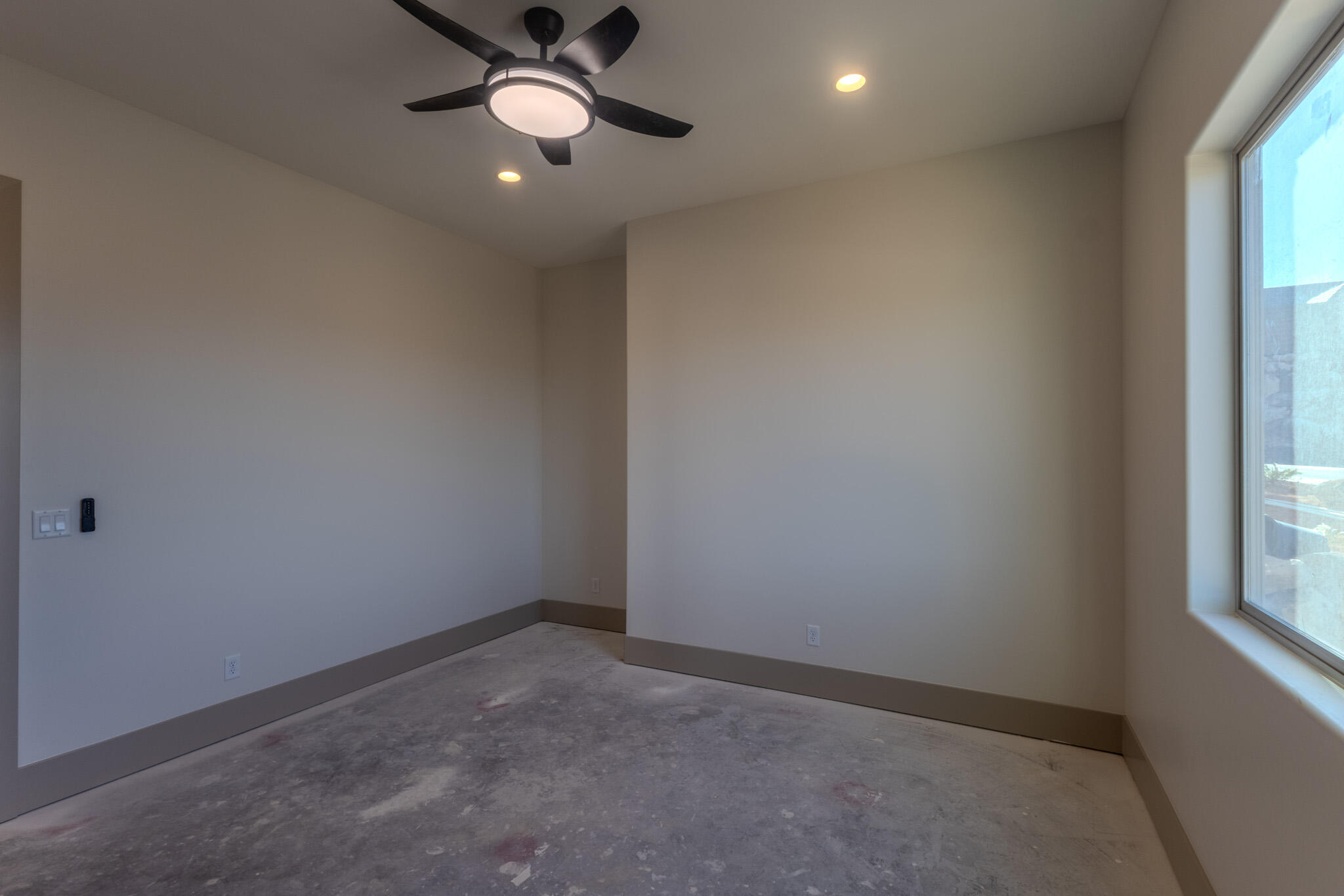 MOUNTAIN VIEW ESTATES - Residential