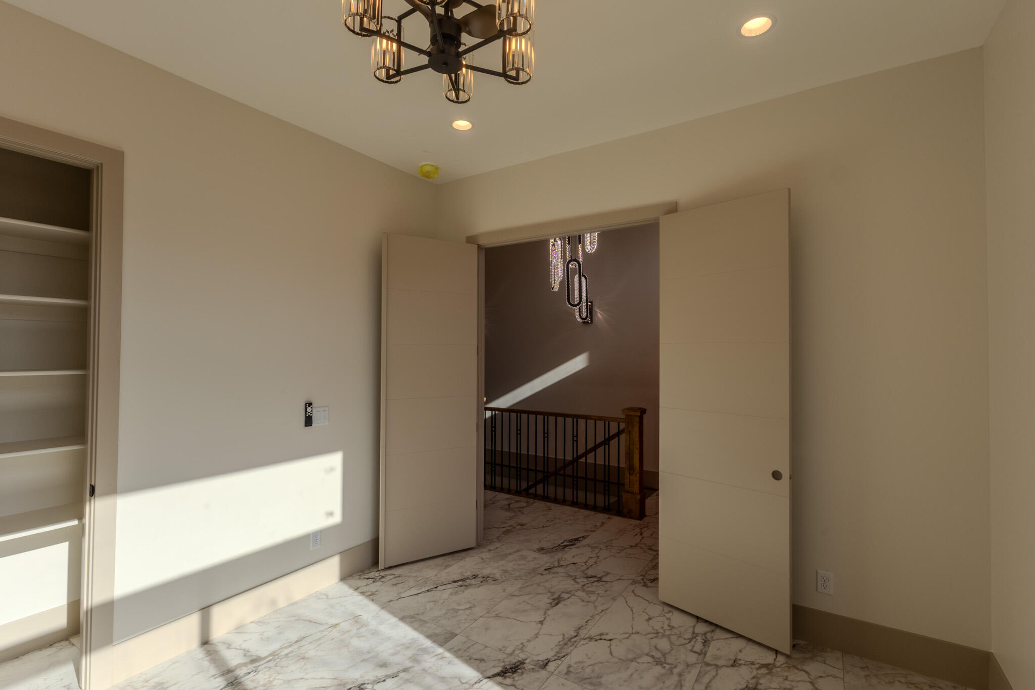 MOUNTAIN VIEW ESTATES - Residential