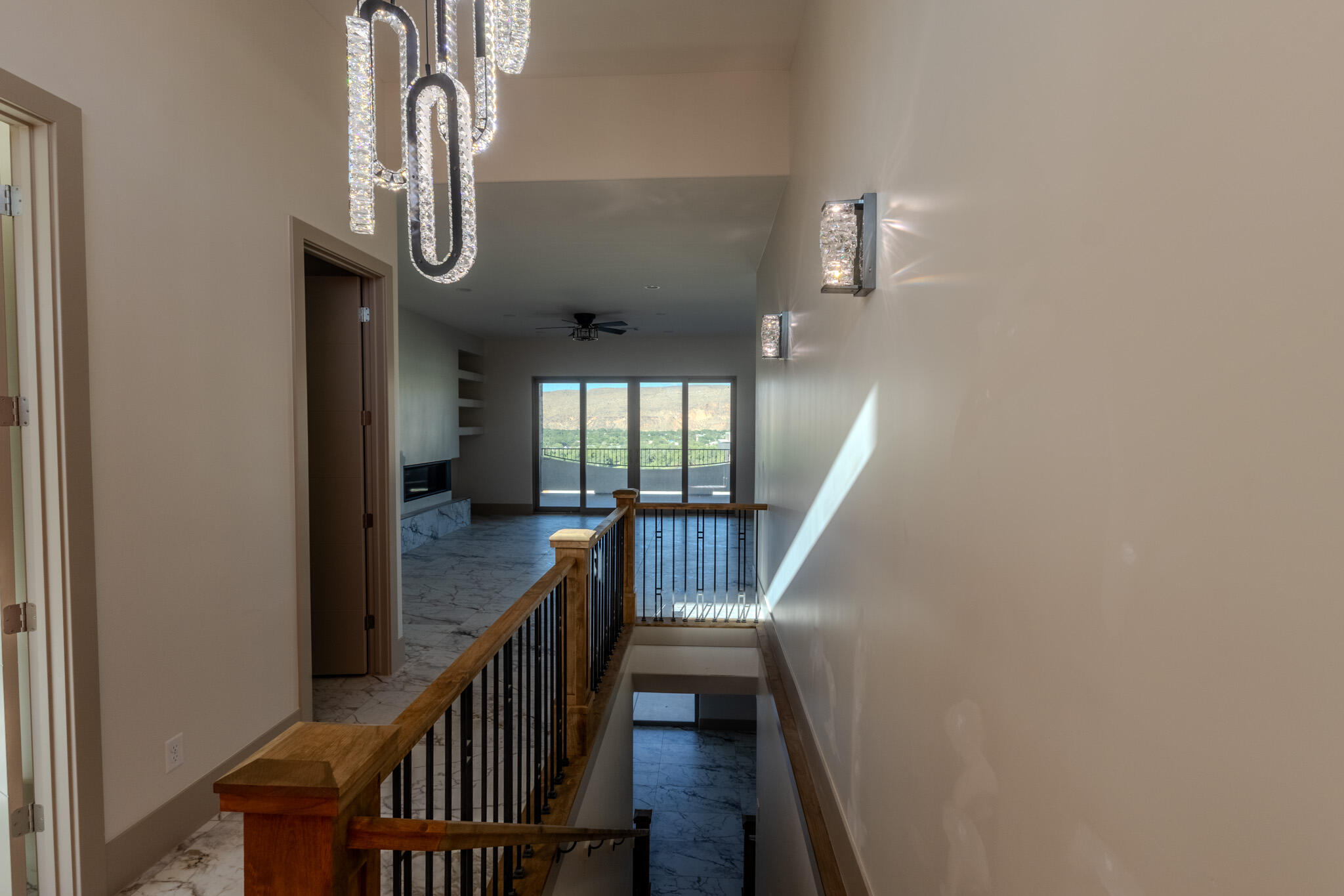 MOUNTAIN VIEW ESTATES - Residential