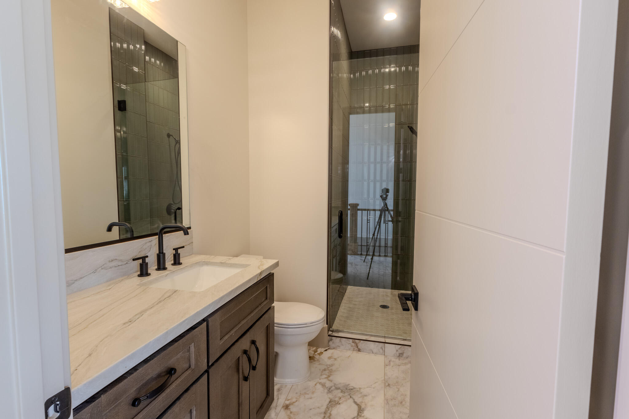 MOUNTAIN VIEW ESTATES - Residential