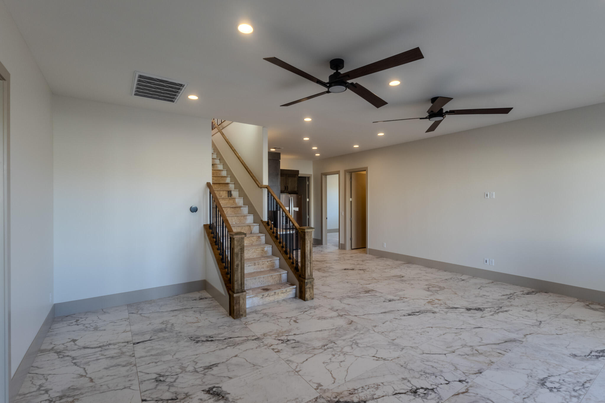 MOUNTAIN VIEW ESTATES - Residential