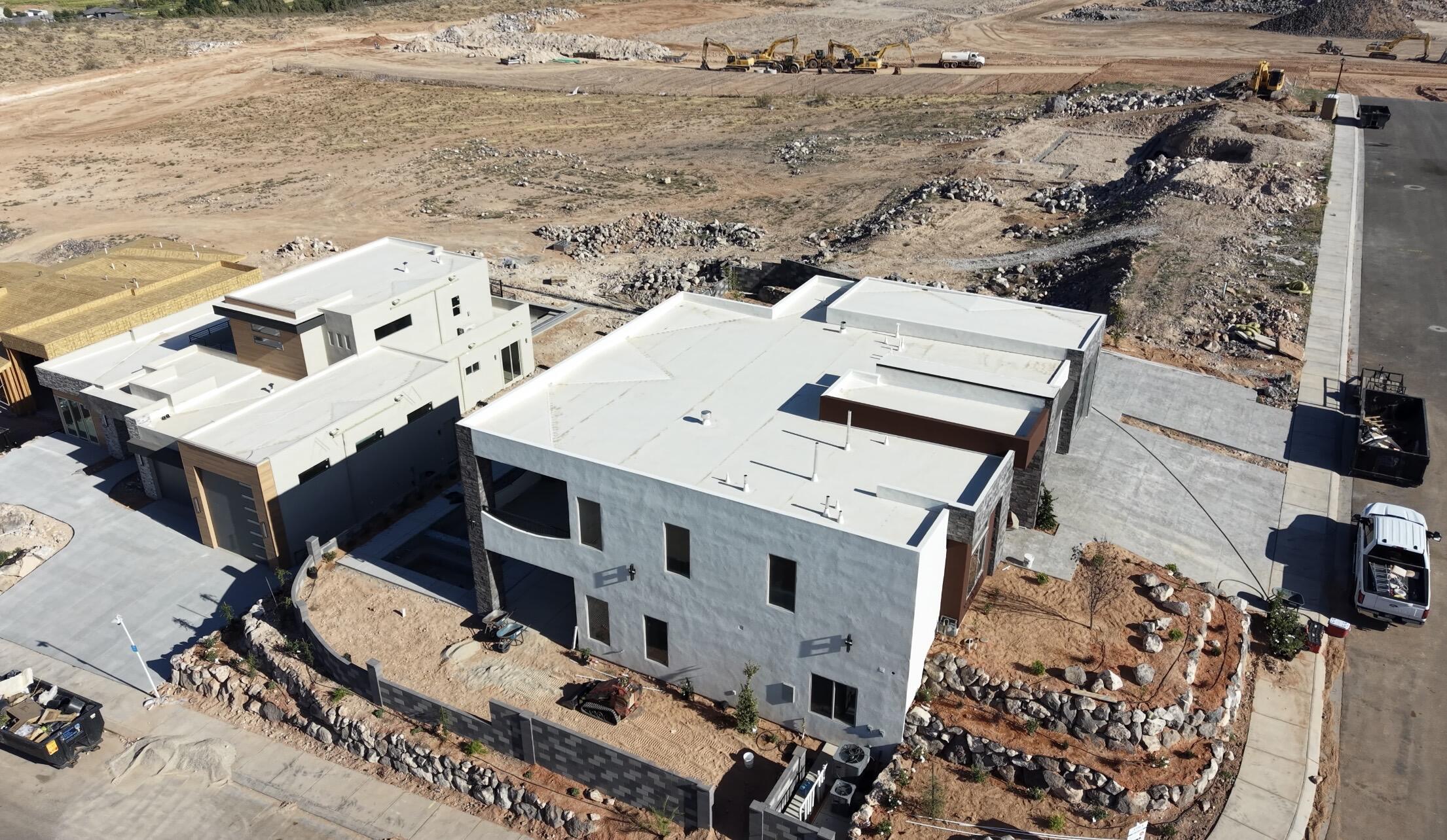 MOUNTAIN VIEW ESTATES - Residential