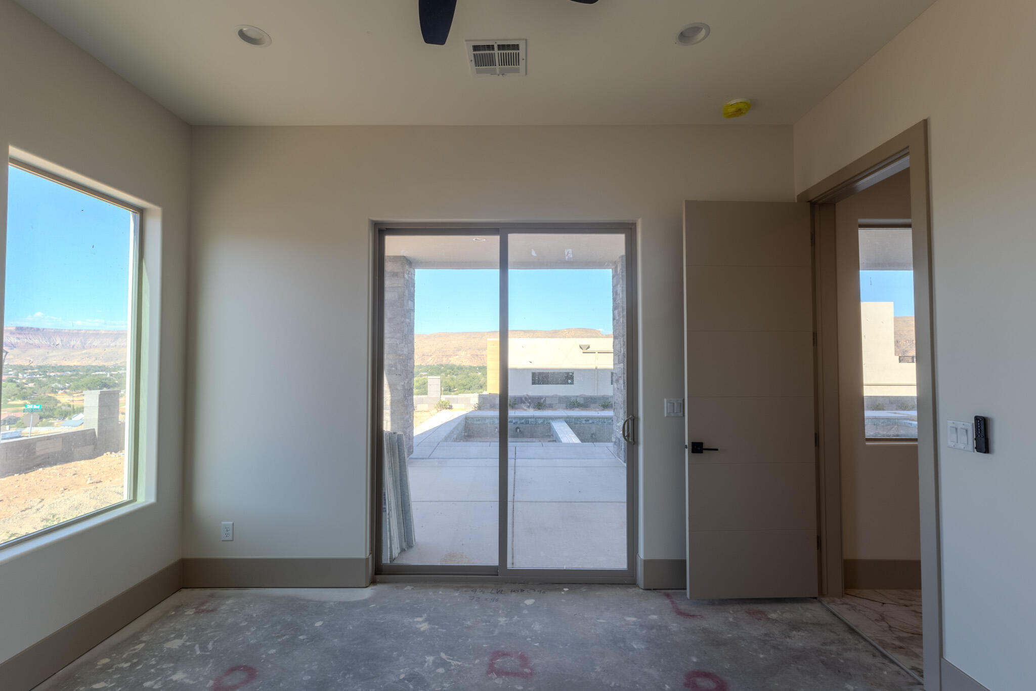 MOUNTAIN VIEW ESTATES - Residential